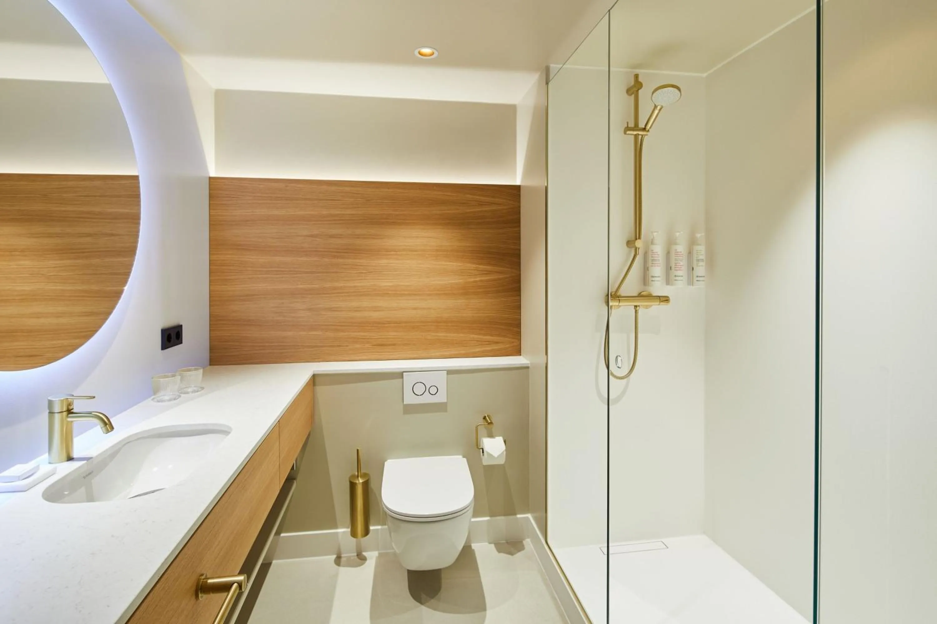 Bathroom in Copenhagen Marriott Hotel