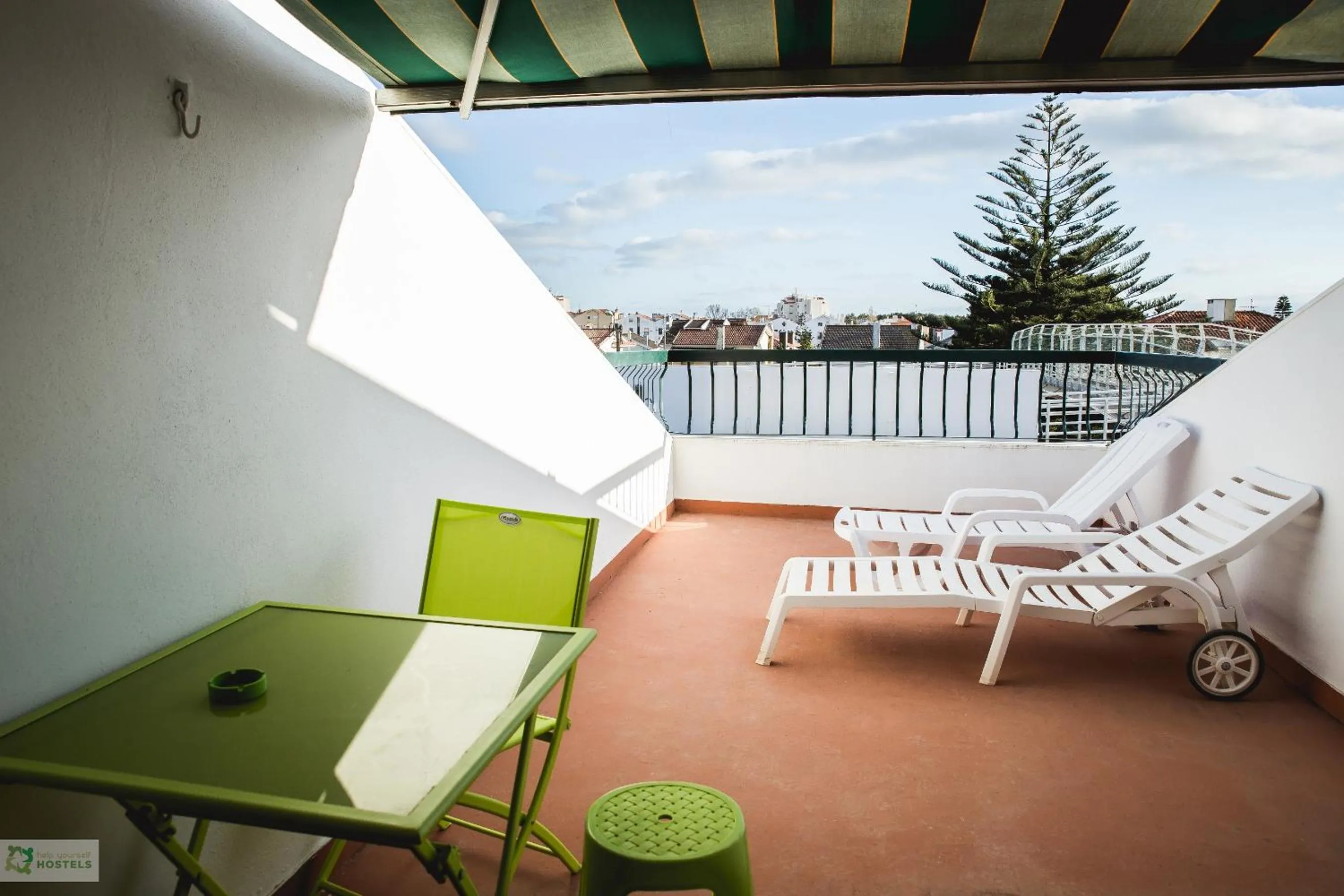 Balcony/Terrace in Help Yourself Hostels - Carcavelos Coast