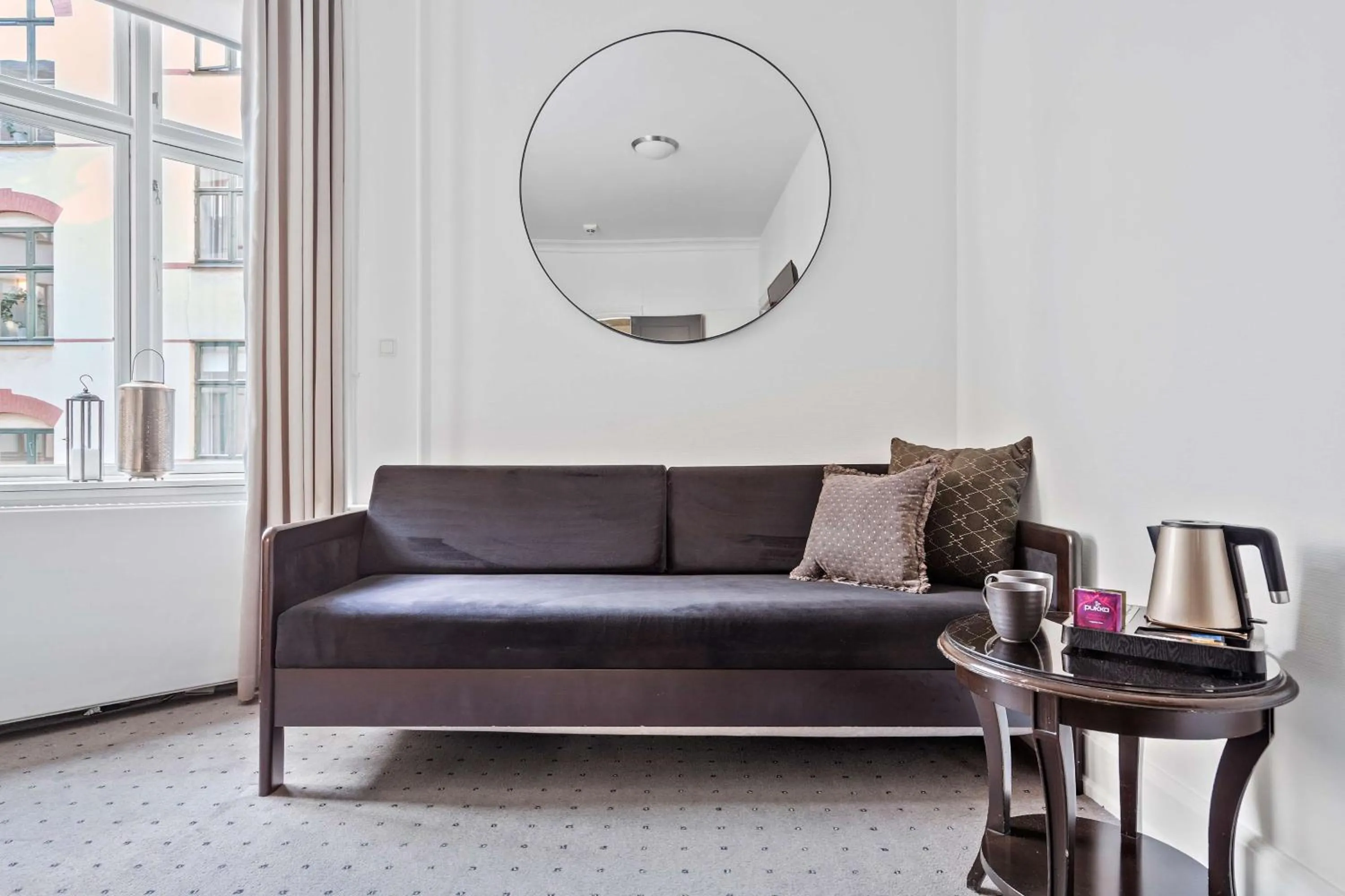 Family in Best Western Hotel Hebron