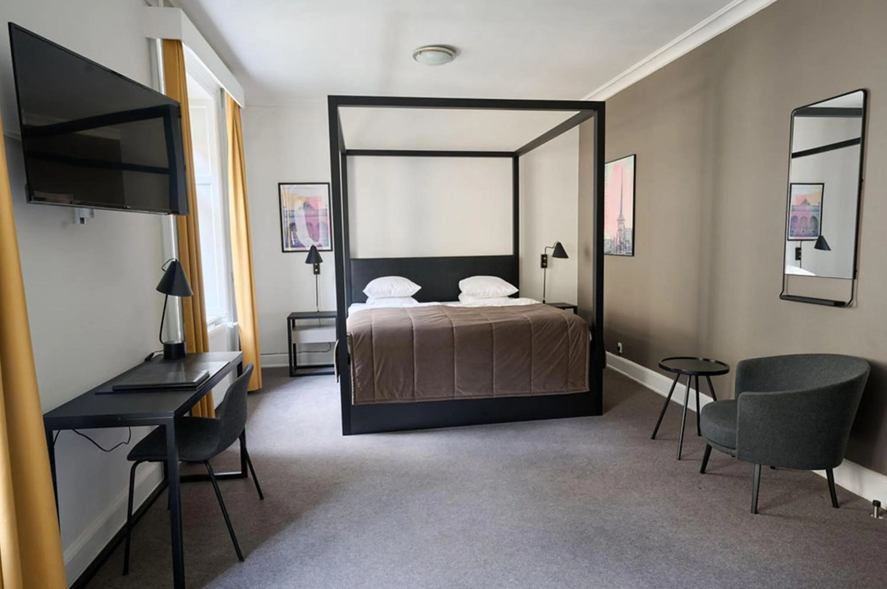 Bedroom, Bed in Best Western Hotel Hebron