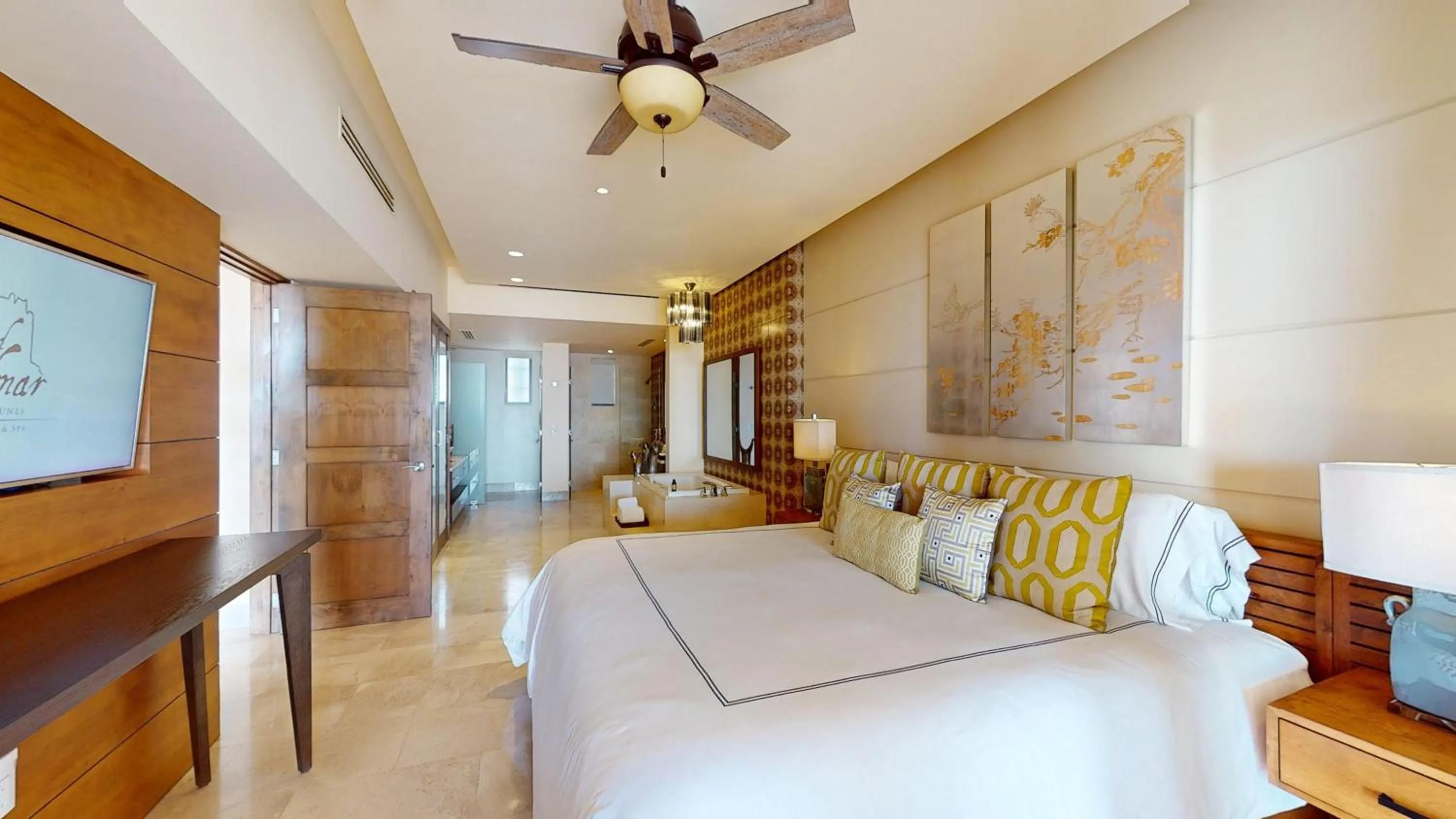 Bed in Grand Solmar Pacific Dunes Resort, Golf & Spa