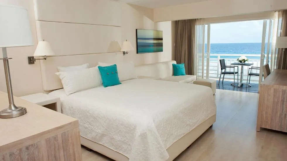 Bedroom in The Soco Hotel All-Inclusive