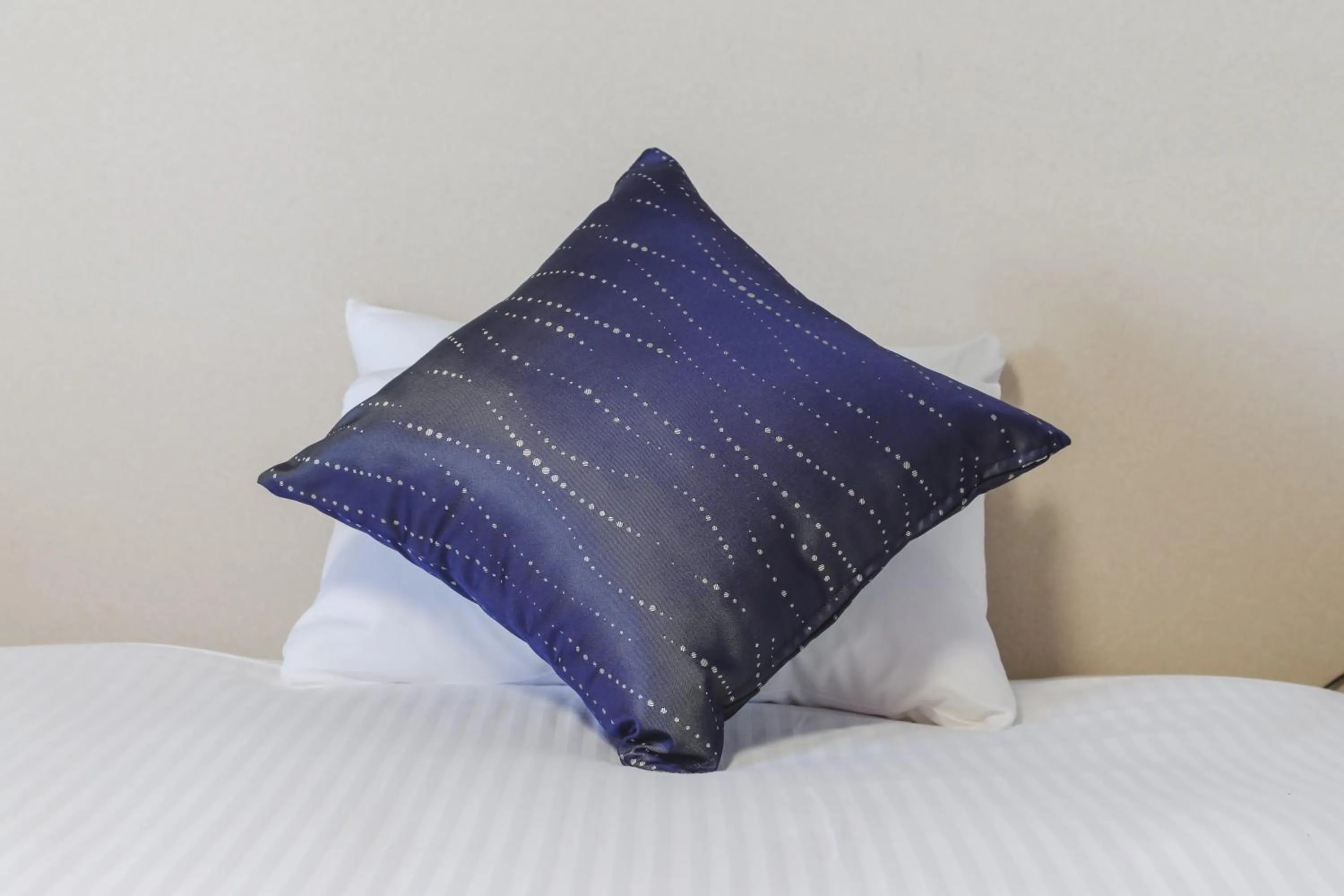 Decorative detail, Bed in Naganoya