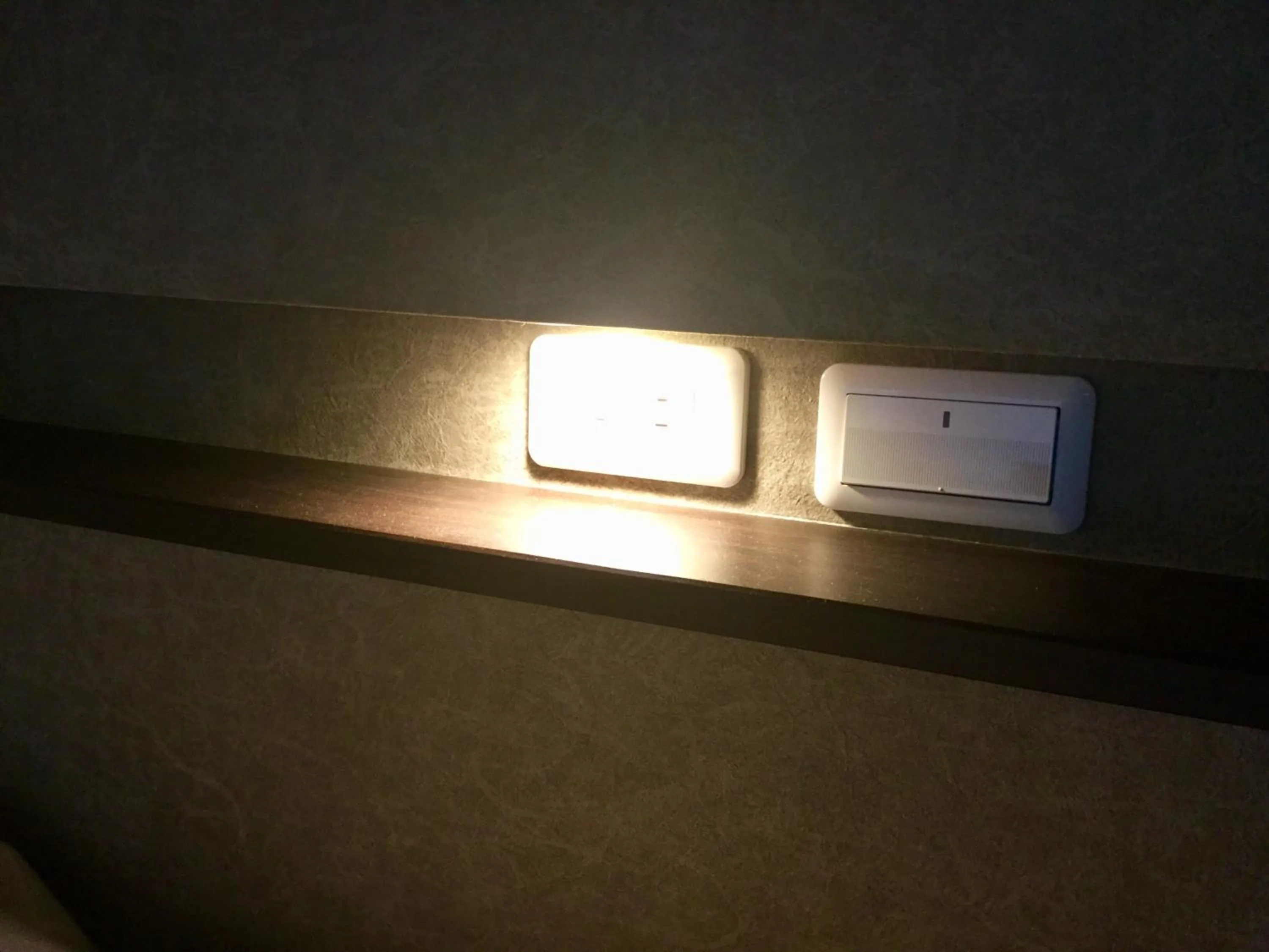 Decorative detail in Keimei Guest House