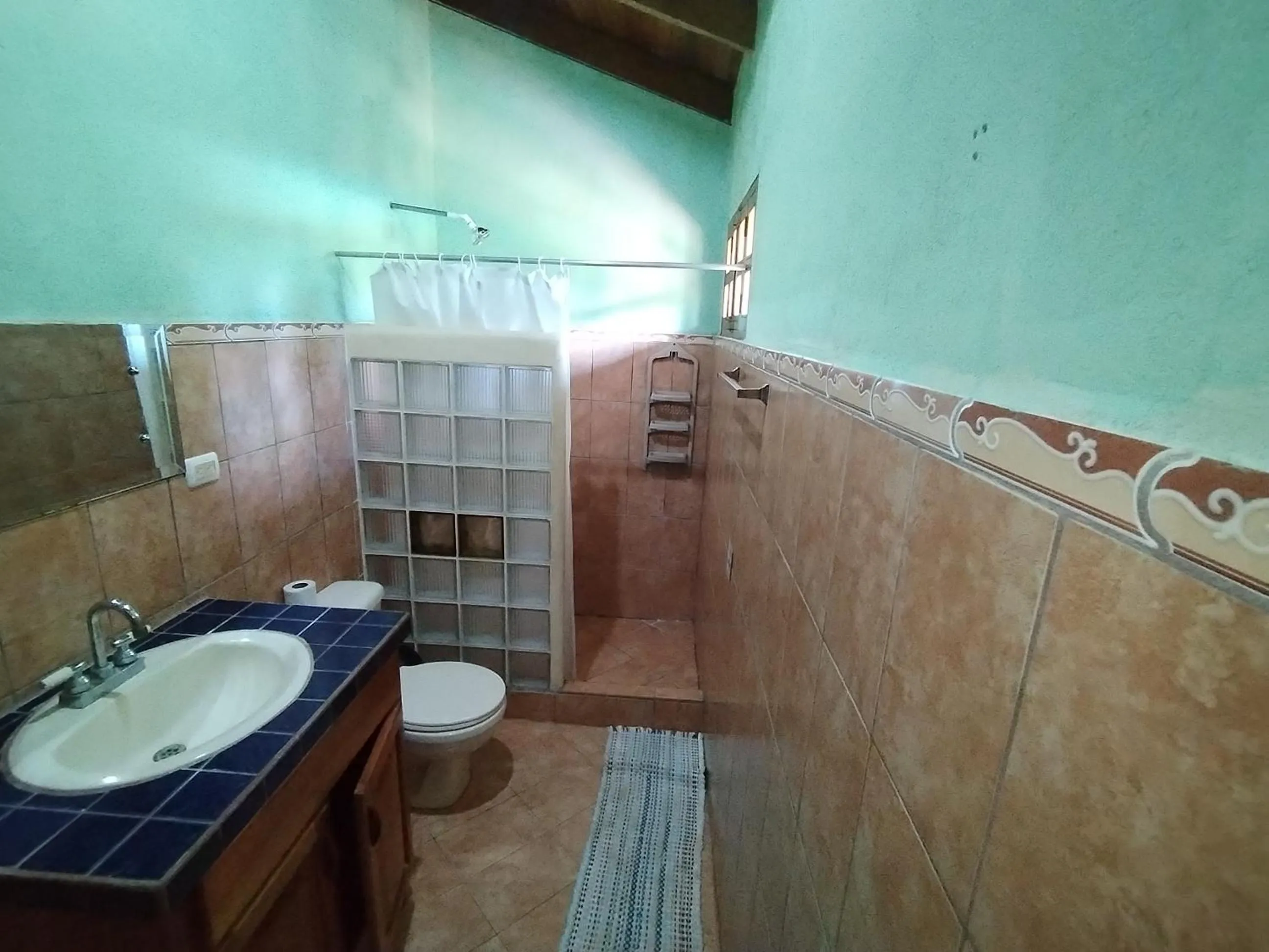 Bathroom in Osa House - Drake Bay