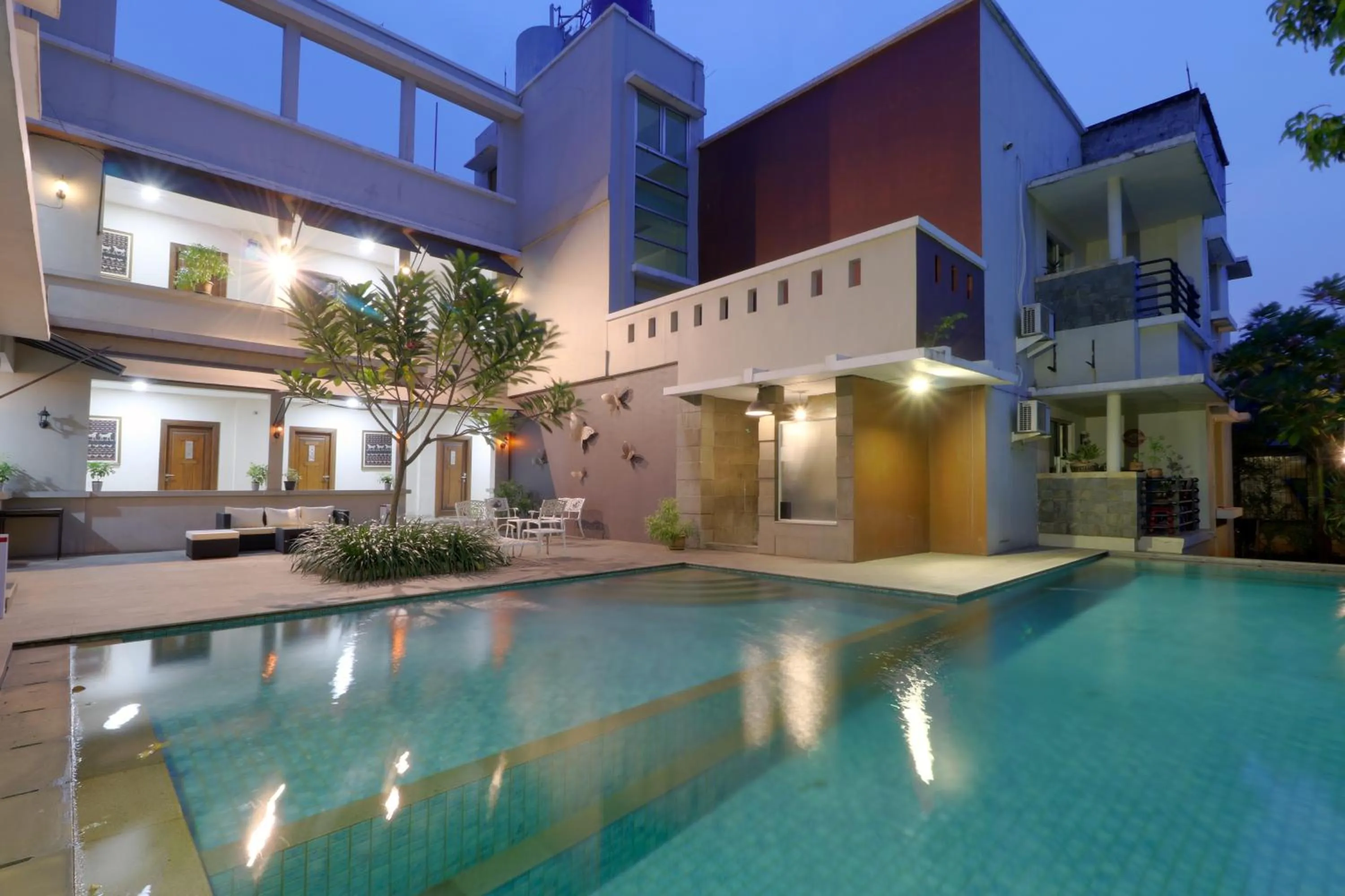 Property building in Mutiara Suites