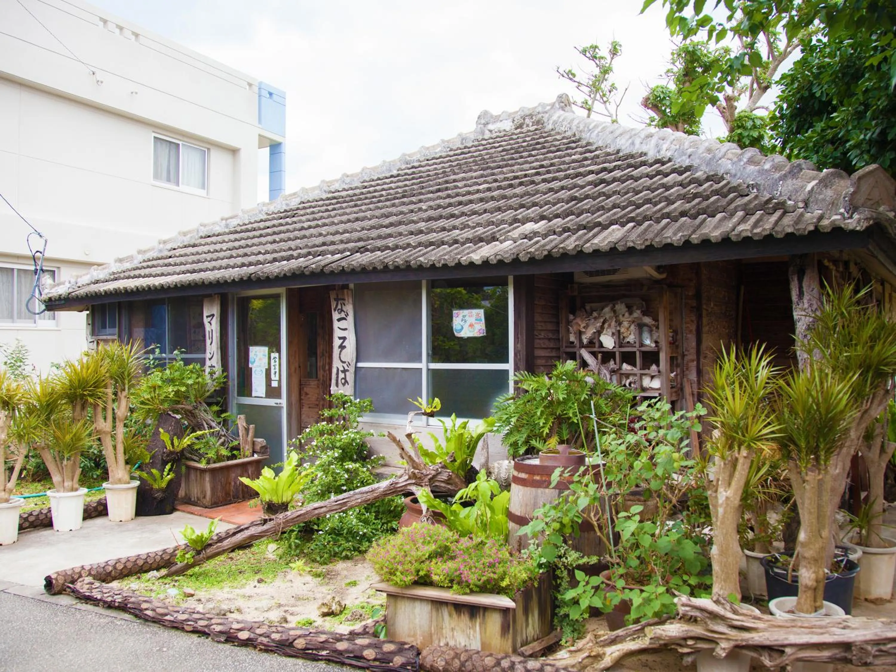 Restaurant/places to eat in Uminchuno Yado