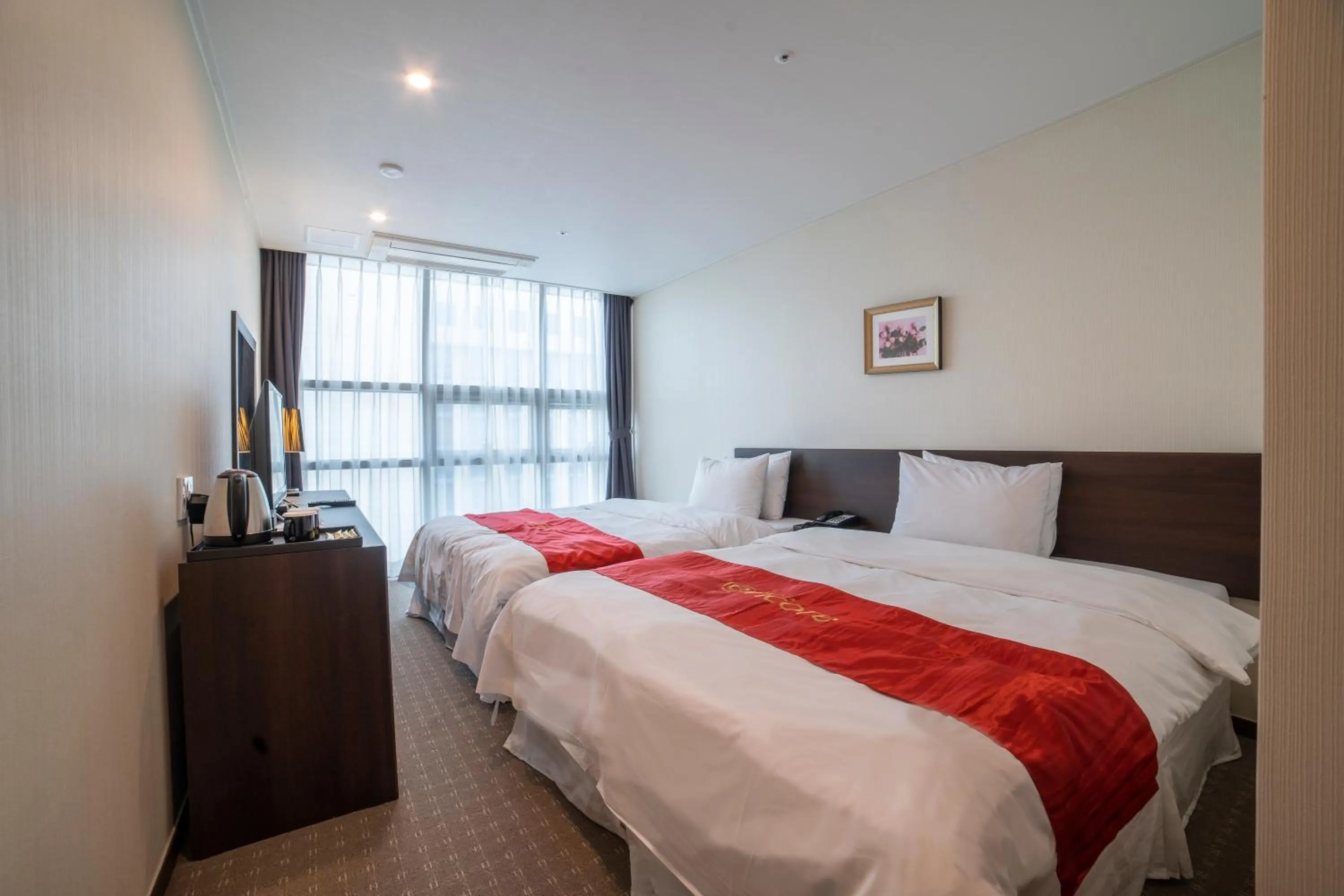 Ramada Encore by Wyndham Pyeongtaek