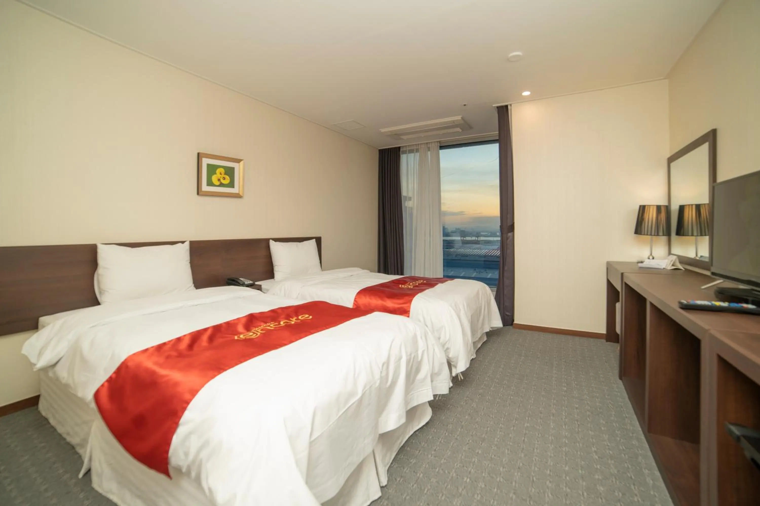 Ramada Encore by Wyndham Pyeongtaek