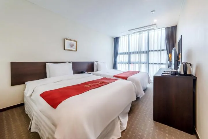 Ramada Encore by Wyndham Pyeongtaek