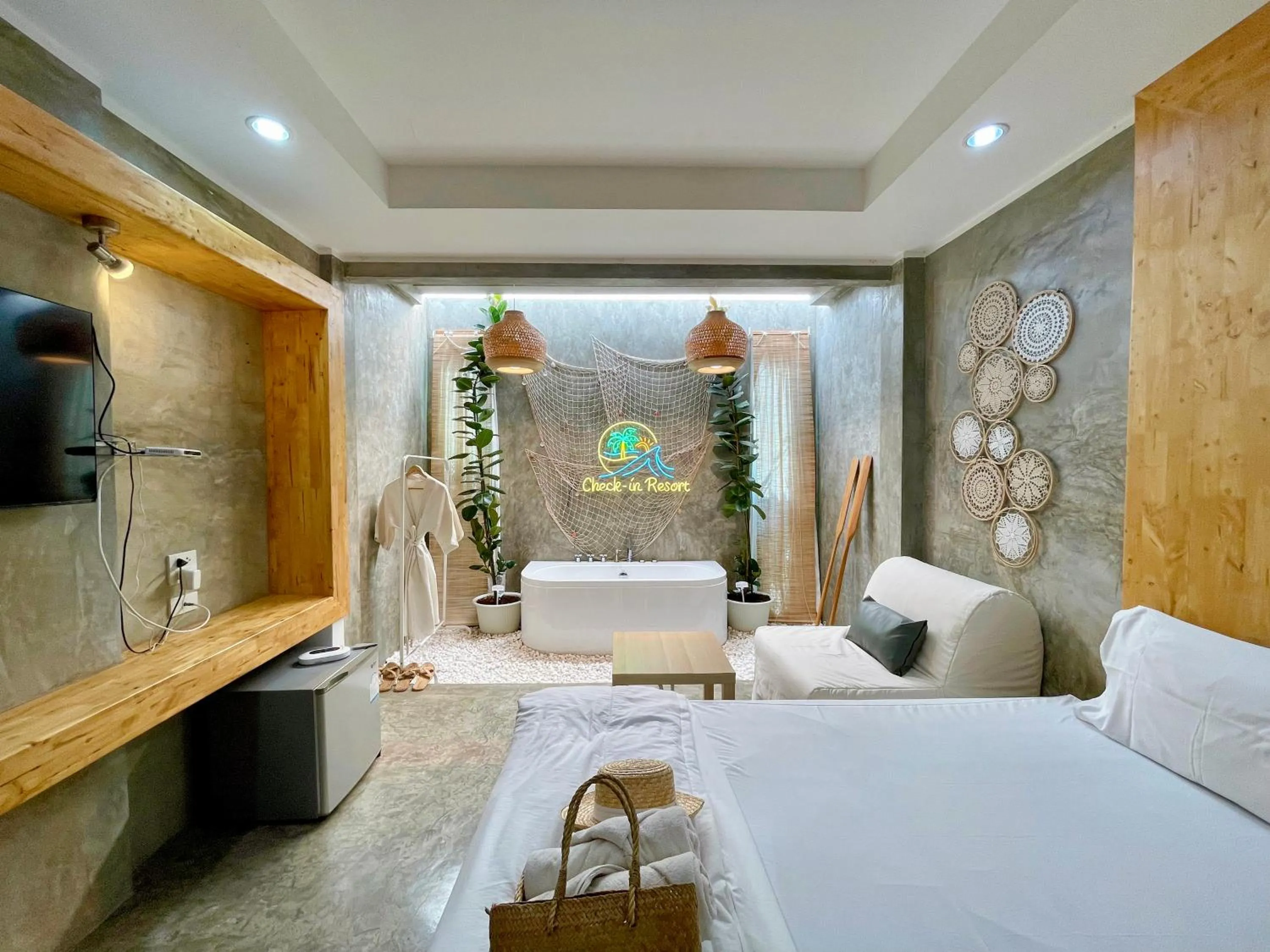 Bed in Check-in Resort Koh Larn