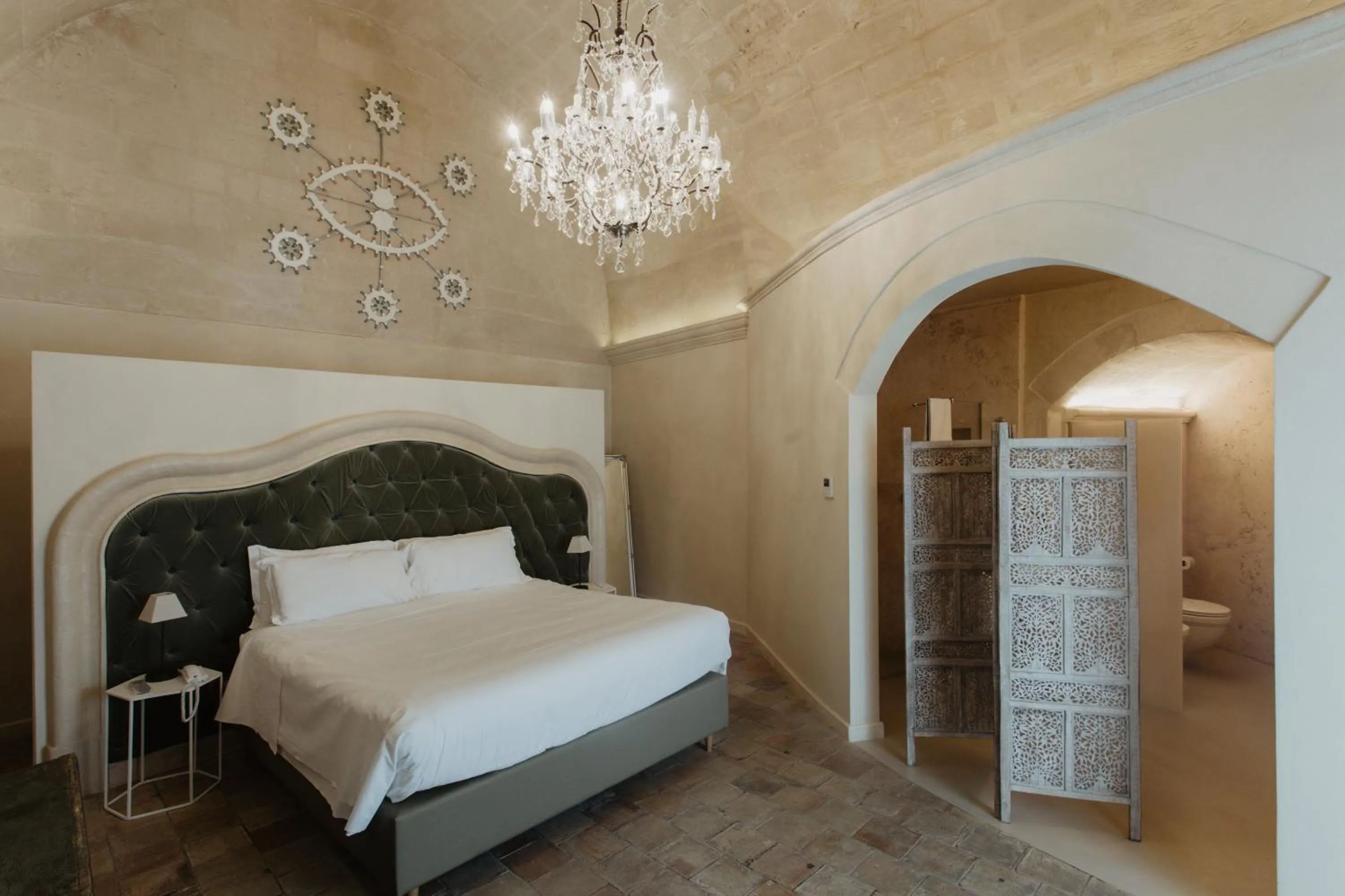 Bed in Palazzo Del Duca Hotel & Restaurant