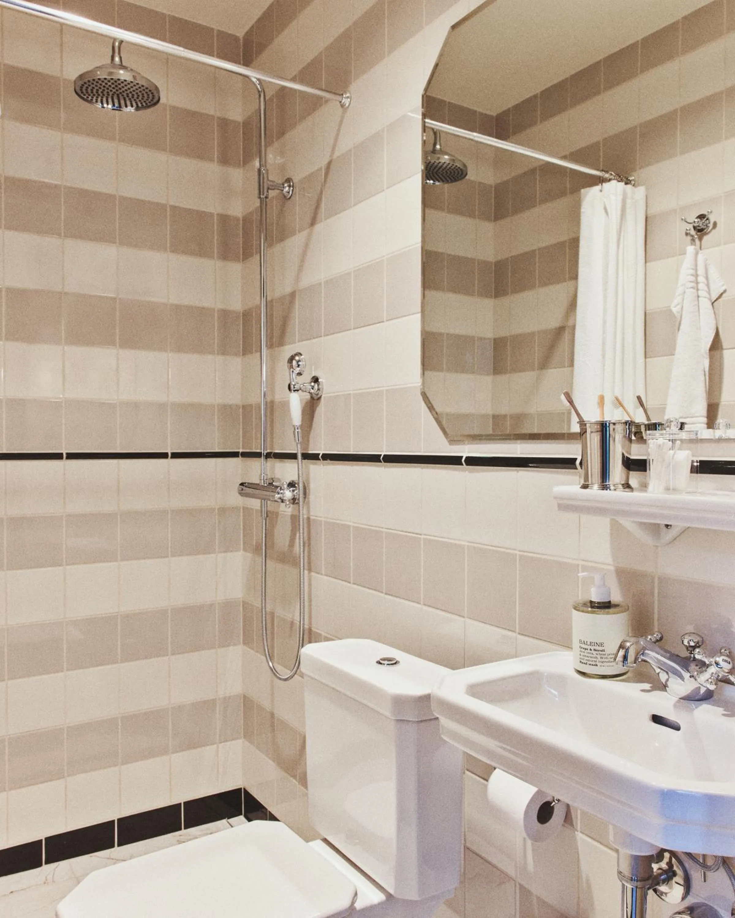 Bathroom in Hotel Kong Frederik