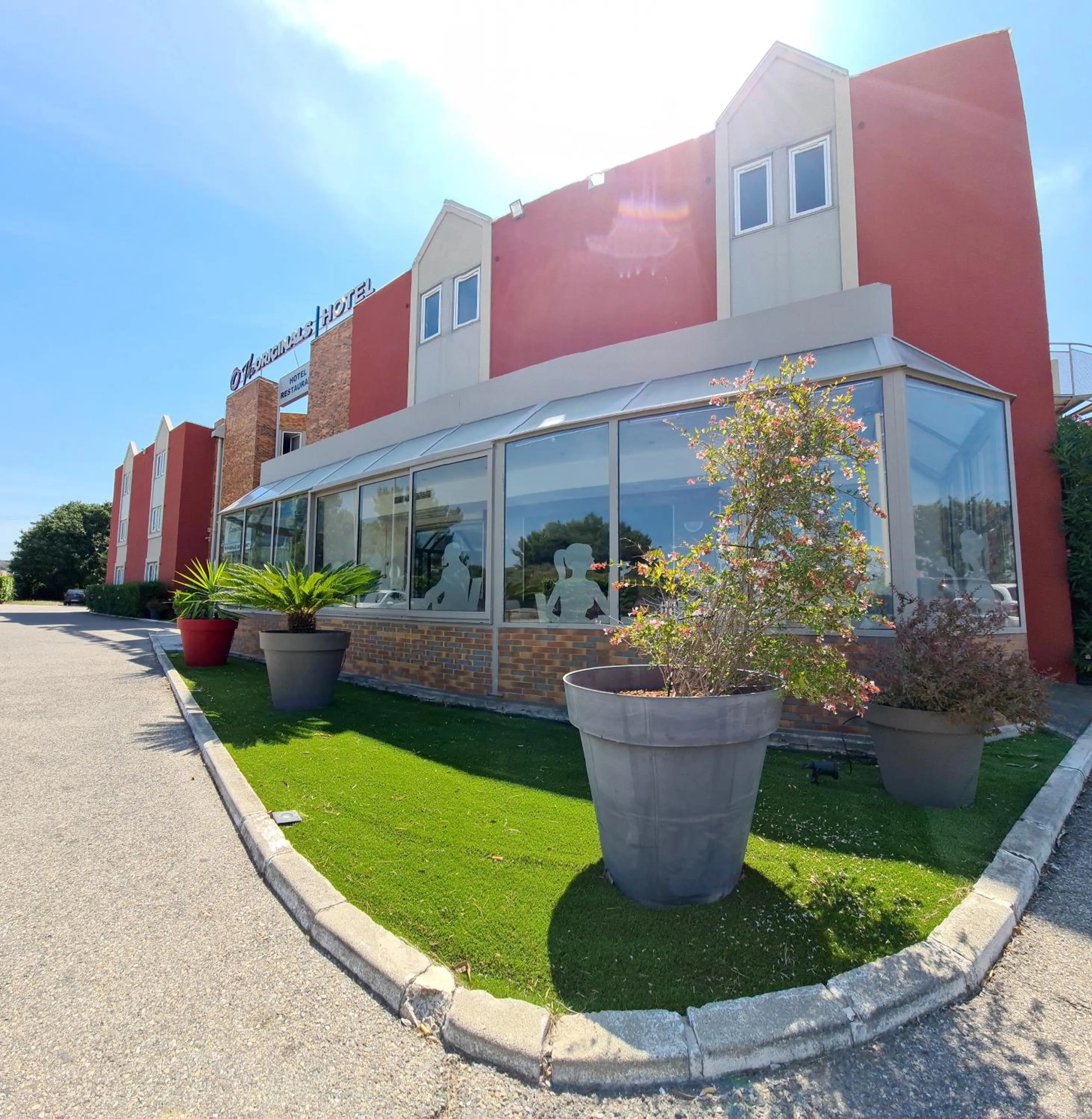 Property building in The Originals City Hôtel Marseille Aéroport