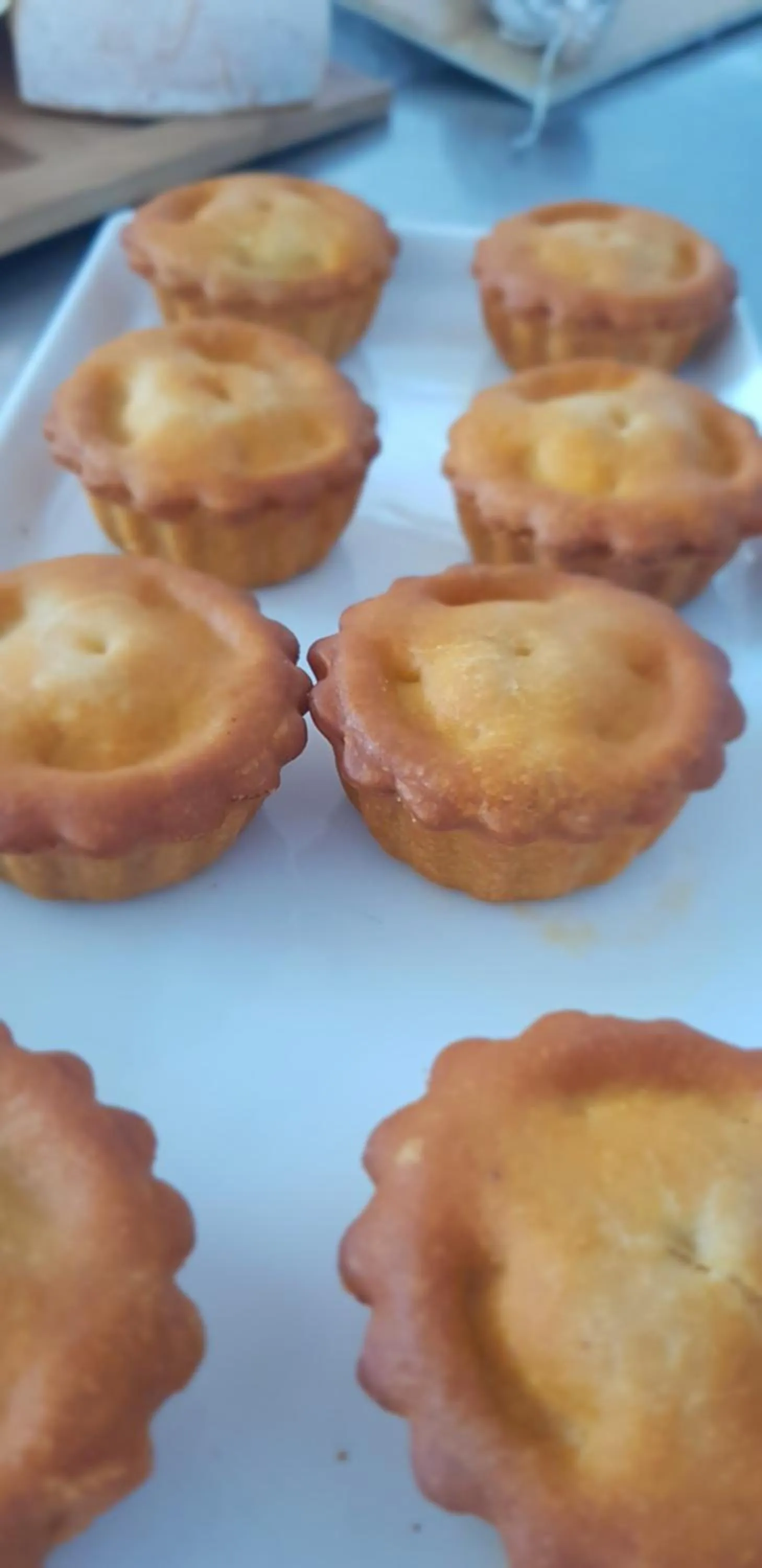 Food and drinks in The Originals City Hôtel Marseille Aéroport