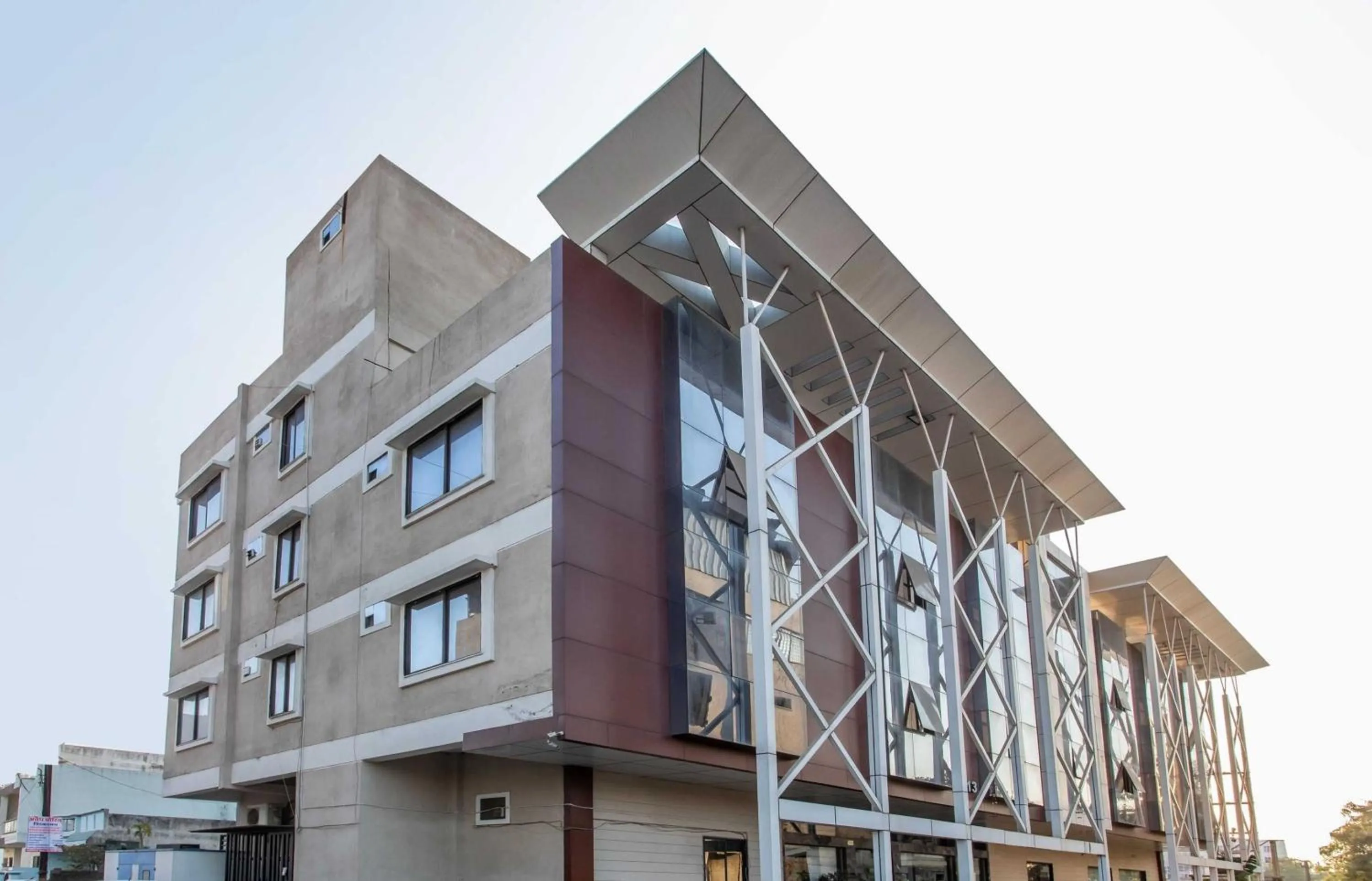 Facade/entrance in Capital O Swan Paradise