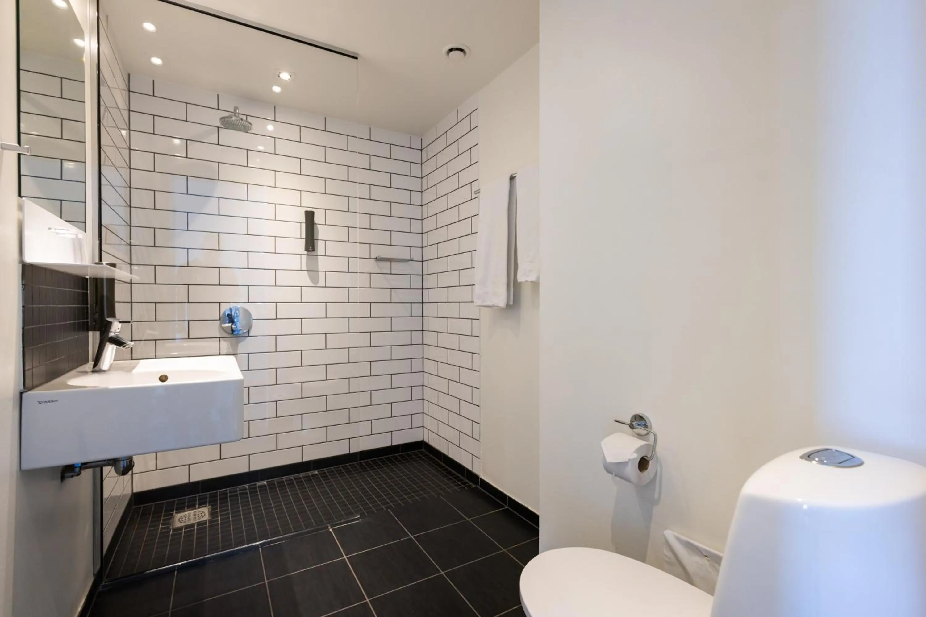 Bathroom in Milling Hotel Ritz Aarhus City