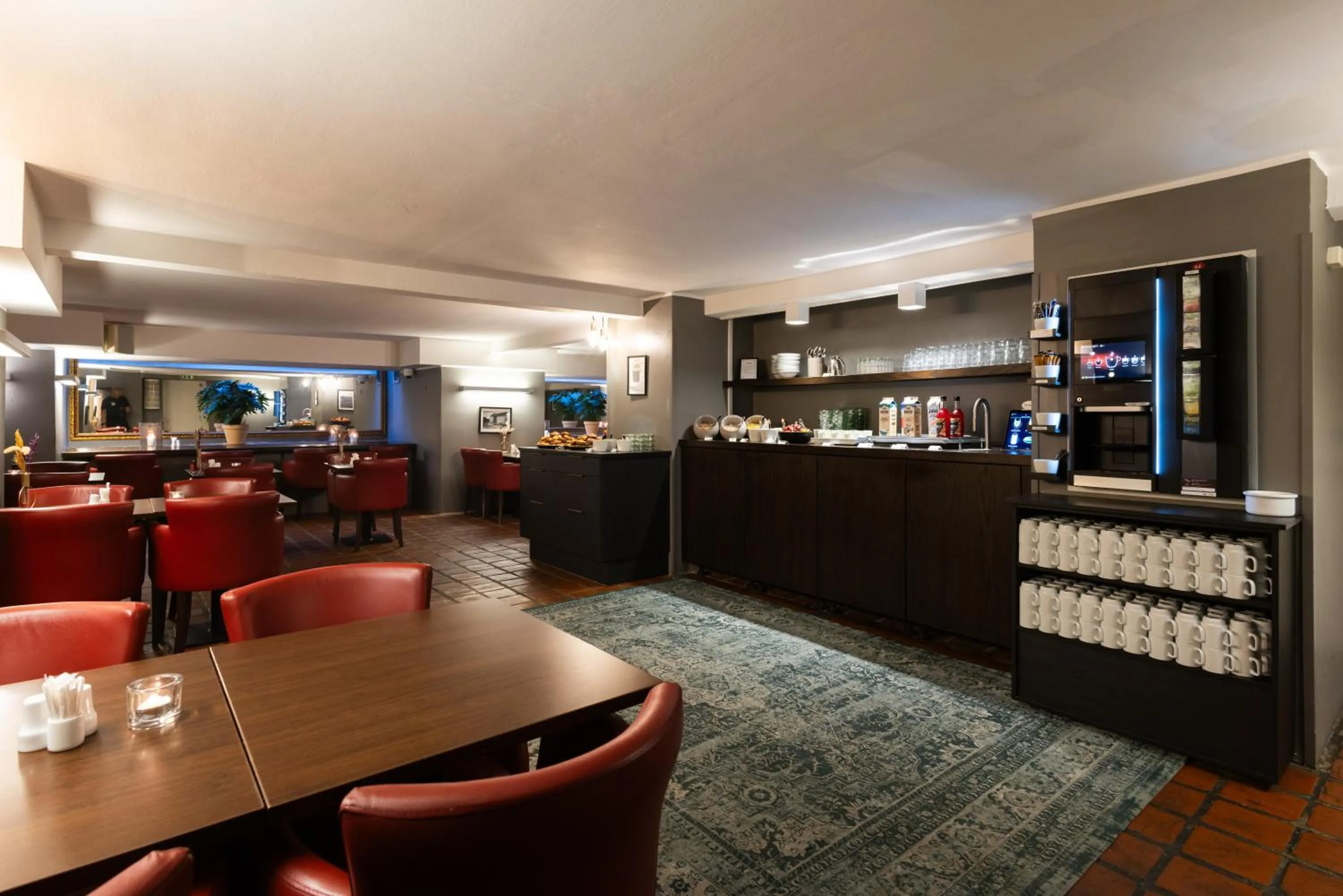 Restaurant/places to eat in Milling Hotel Ritz Aarhus City