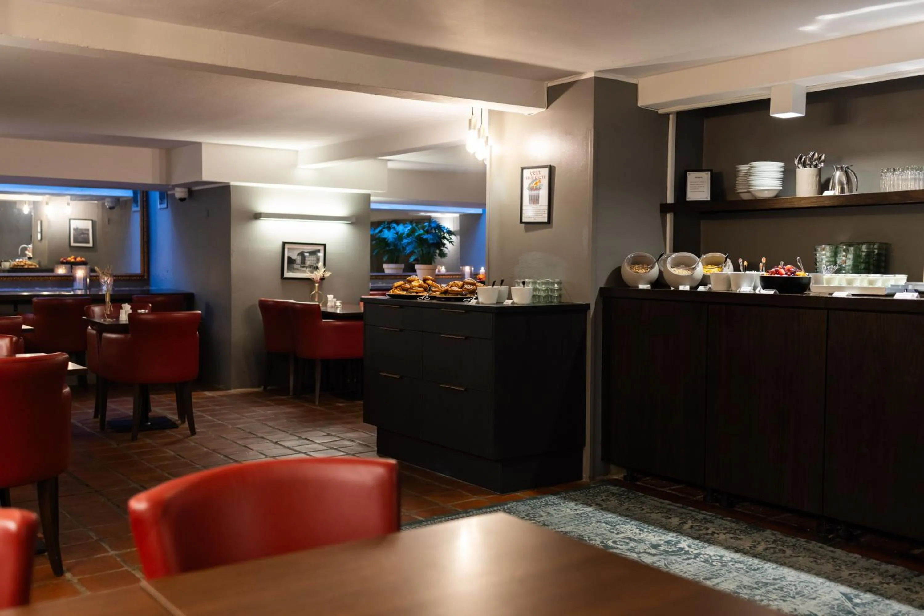 Buffet breakfast in Milling Hotel Ritz Aarhus City