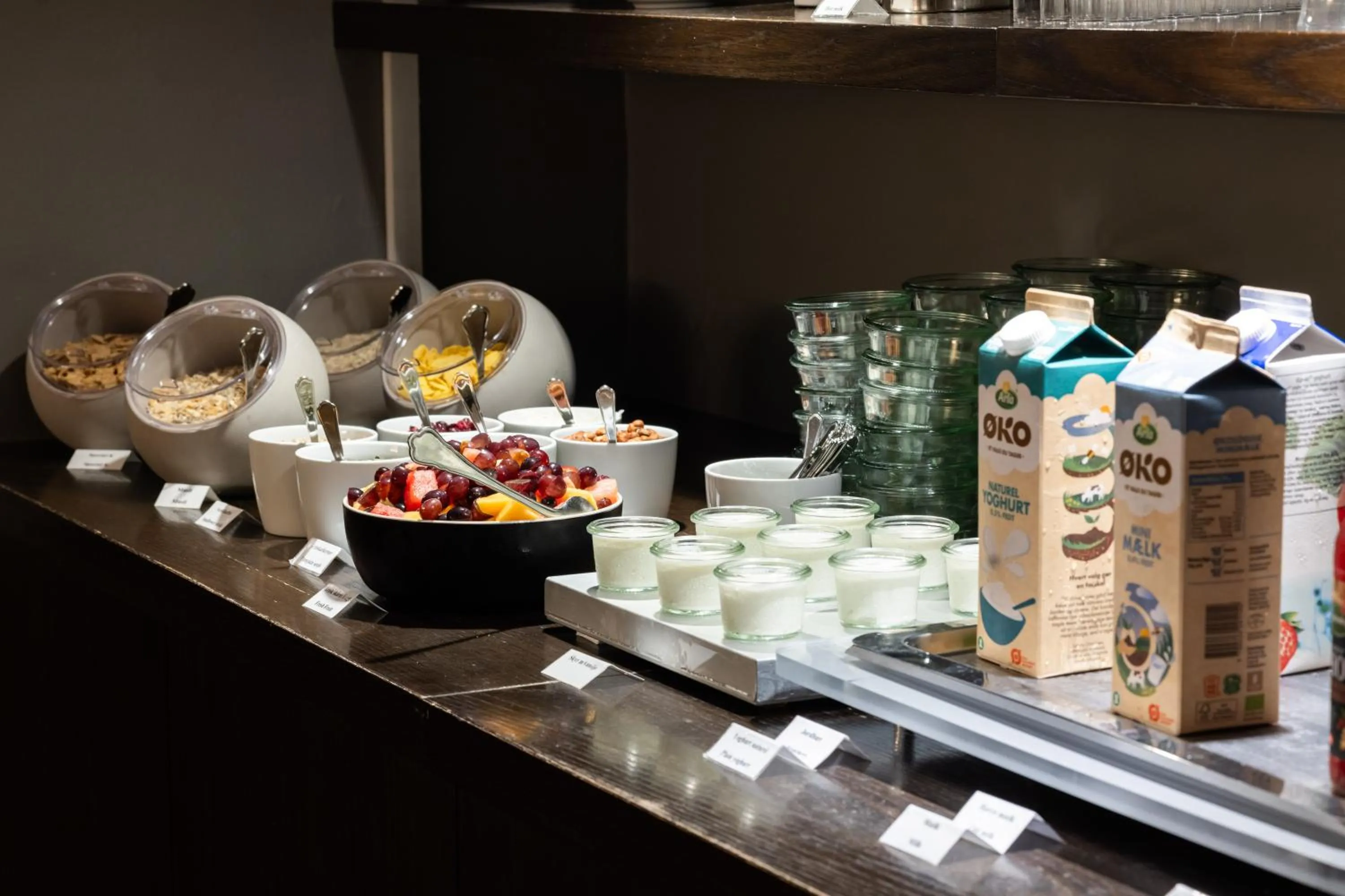 Buffet breakfast in Milling Hotel Ritz Aarhus City