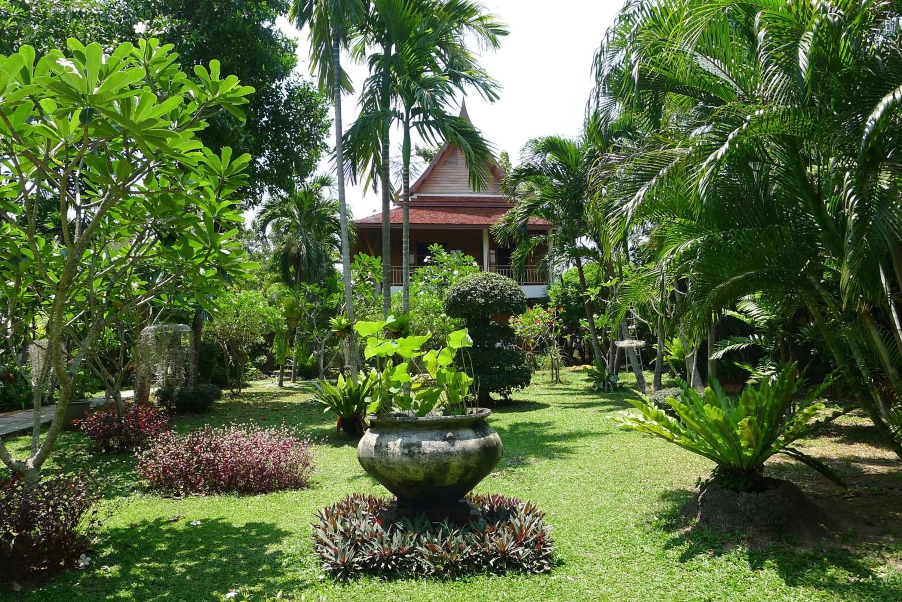 Facade/entrance in Symphony Villa