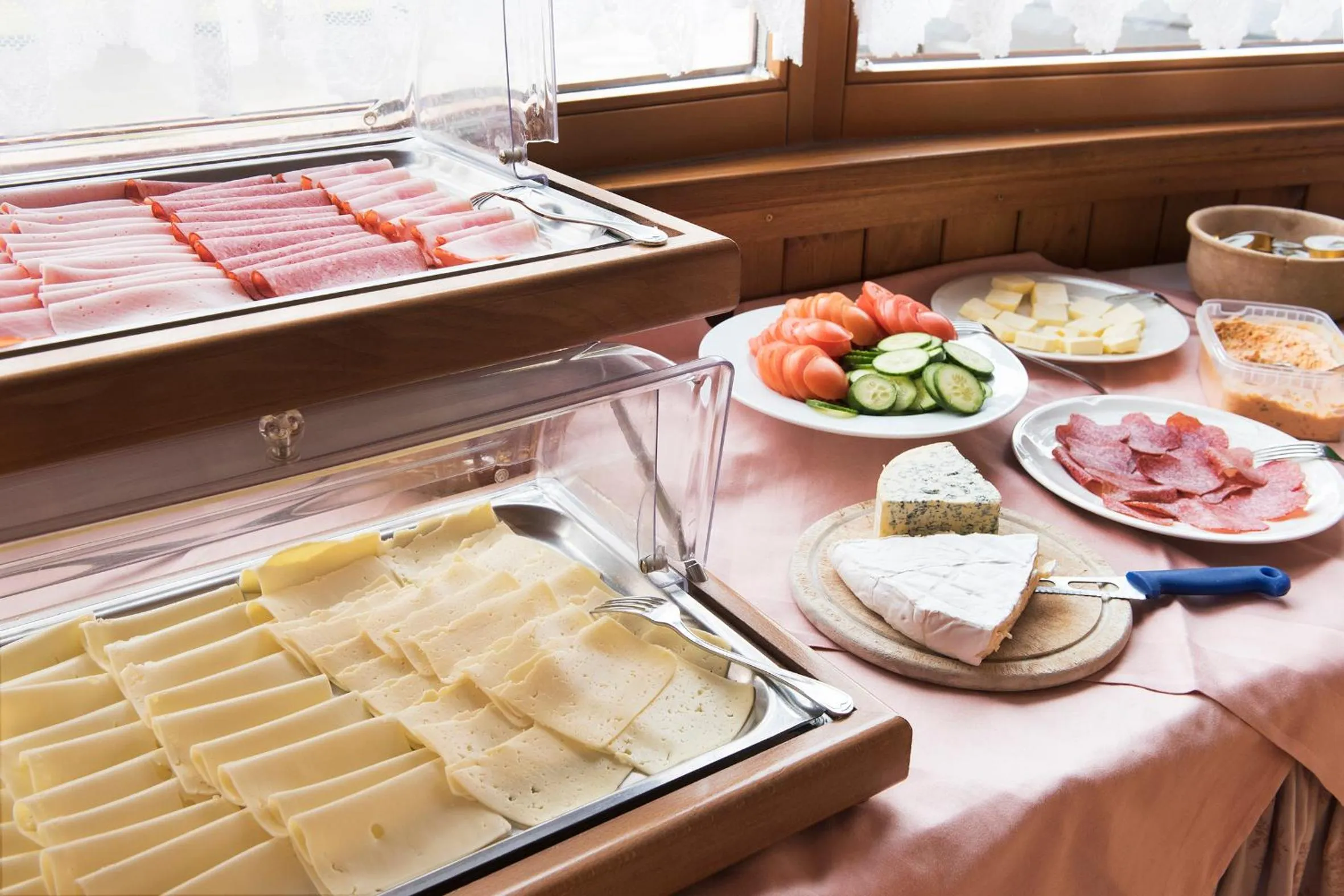 Continental breakfast in Pension Singer