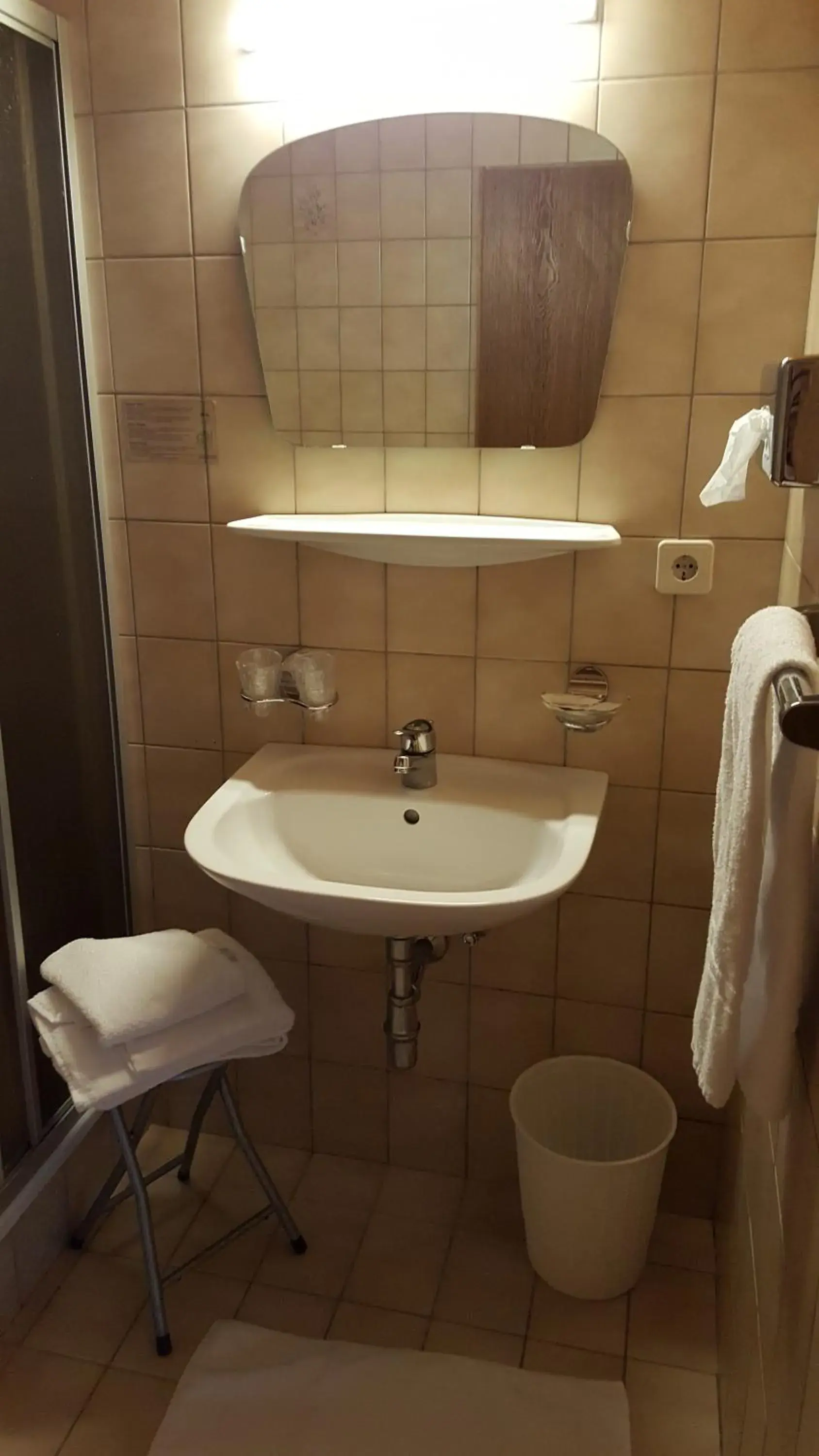 Double Room with Balcony (2 Adults + 1 Child) in Pension Singer Double Room with Balcony (2 Adults + 1 Child) in Pension Singer