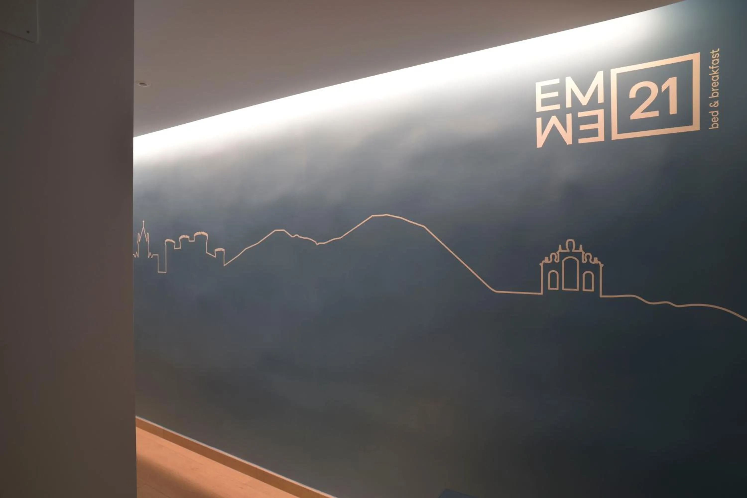 Property logo or sign in B&B EMME21