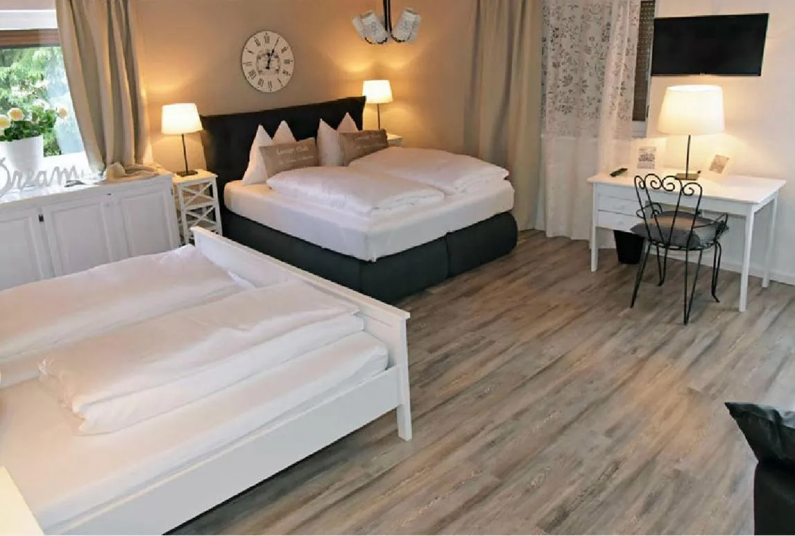 Bed in Märchenwald Steiermark Gasthof Sonnenhof