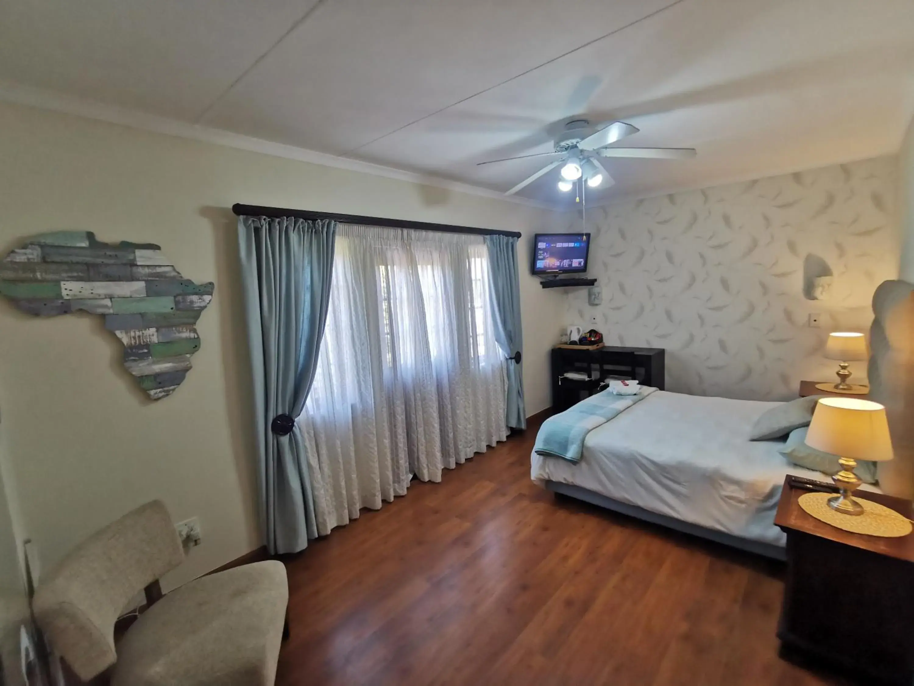 Deluxe Double Room with Balcony - single occupancy in Villa Stella Guest House Deluxe Double Room with Balcony - single occupancy in Villa Stella Guest House