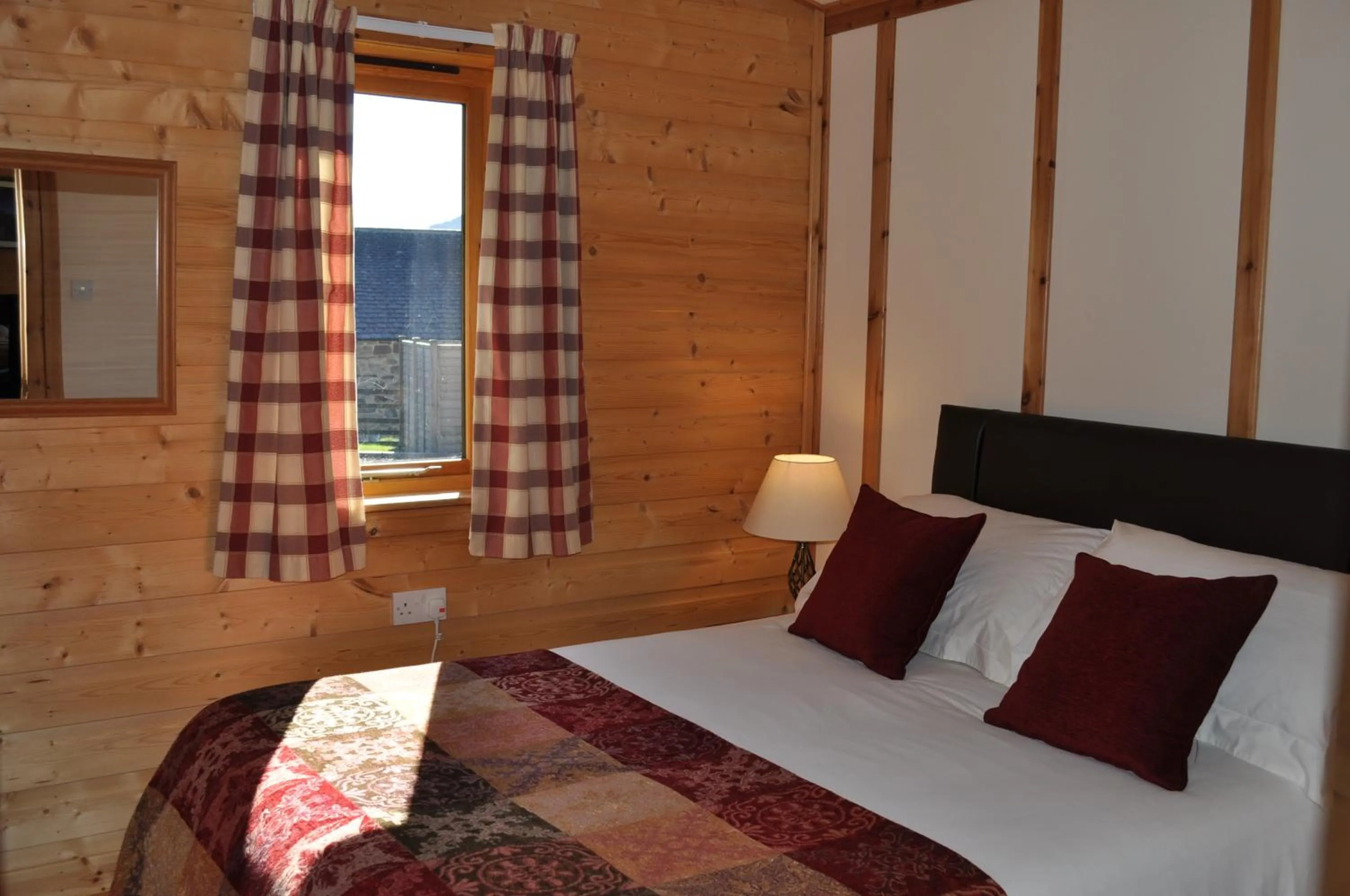 Bedroom, Bed in Tayview Lodges