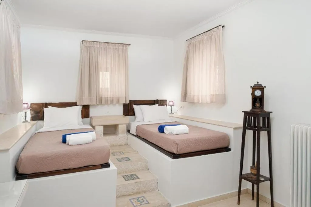 Orelia Cretan Deluxe Apartments