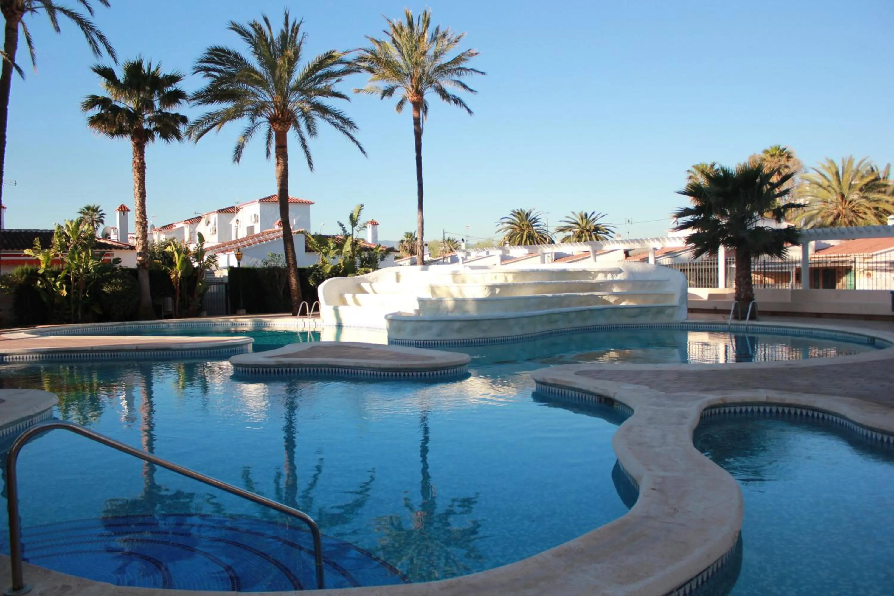 Swimming pool in Apartamento Orange