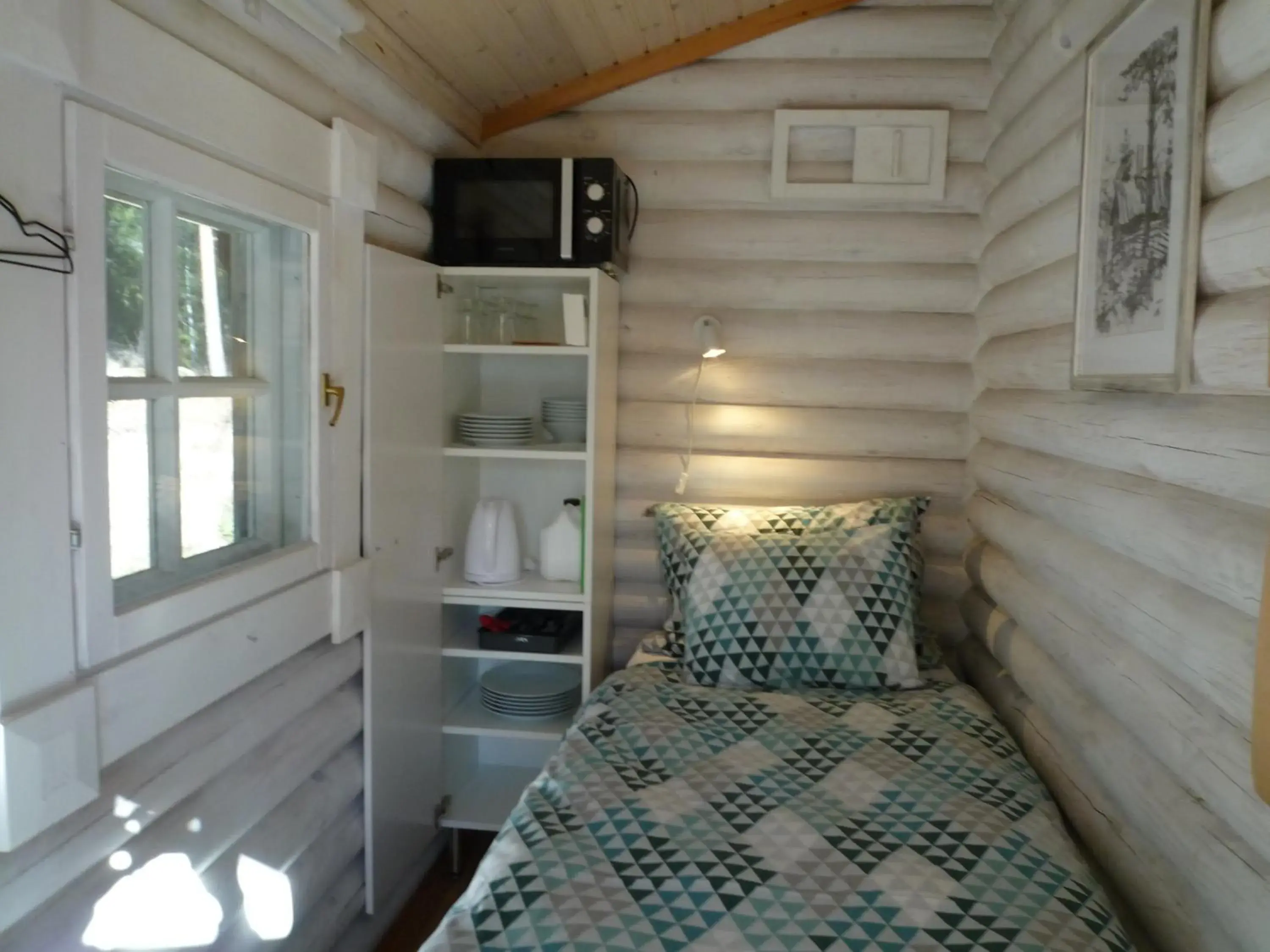 Single Room with Shared Shower and Toilet - single occupancy in Leena's B&B Single Room with Shared Shower and Toilet - single occupancy in Leena's B&B