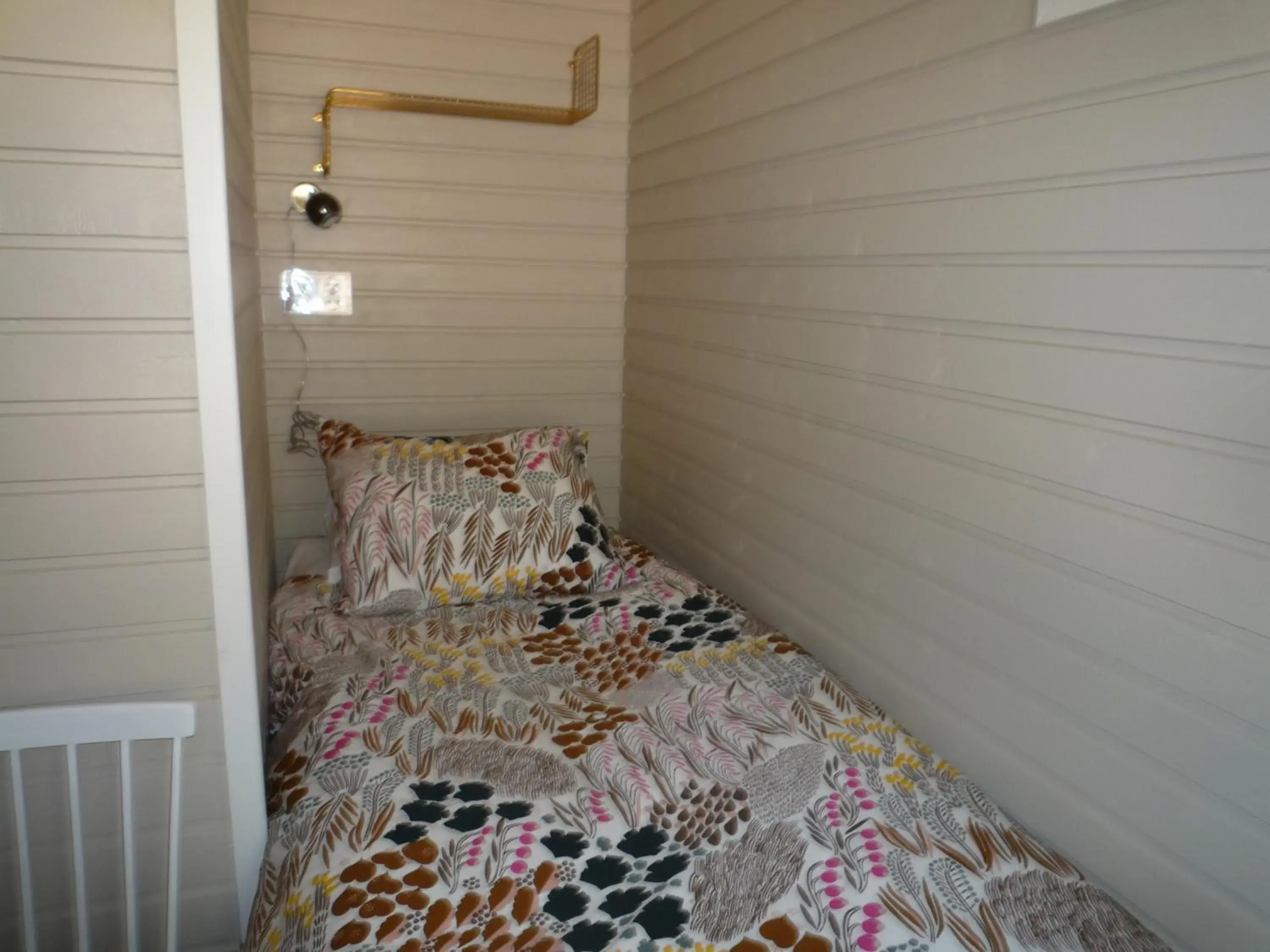 Single Room with with Shared Shower and Toilet - single occupancy in Leena's B&B Single Room with with Shared Shower and Toilet - single occupancy in Leena's B&B