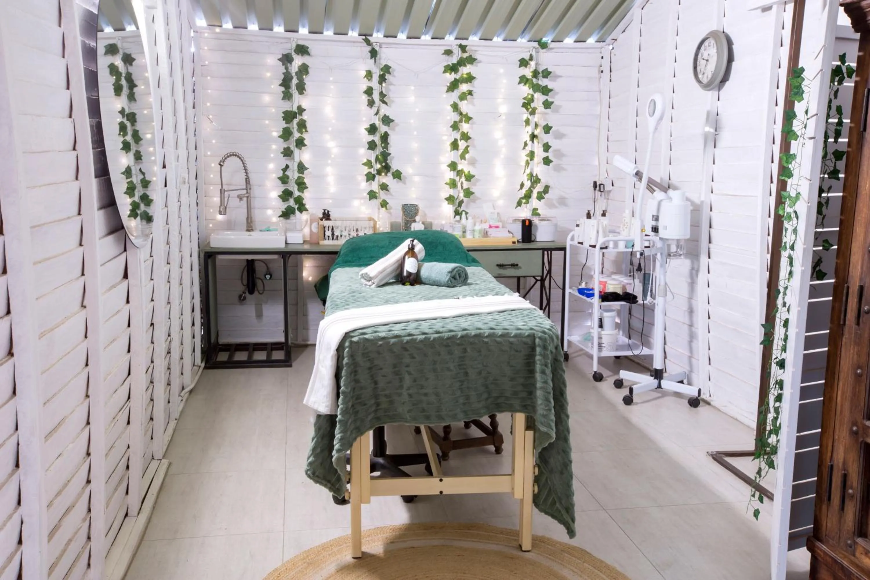 Massage, Bed in Livingstone Lodge