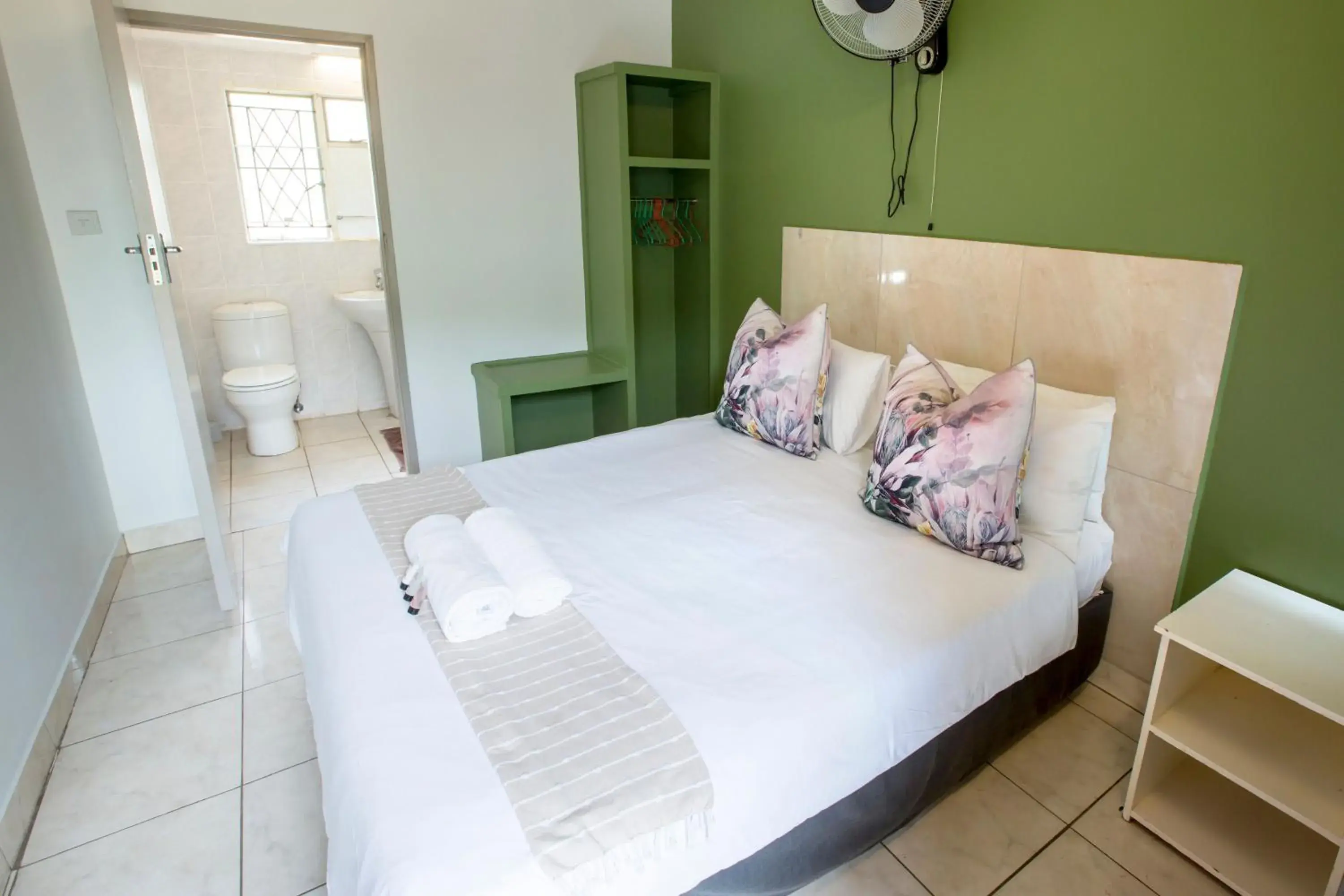 Double Room in Livingstone Lodge Double Room in Livingstone Lodge