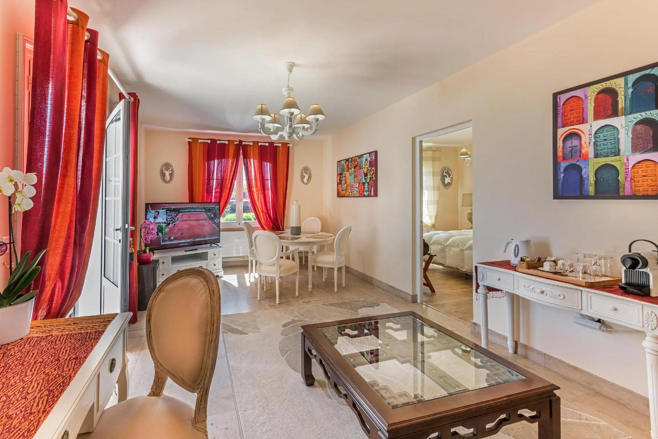 Photo of the whole room in Domaine du Bois des Anges