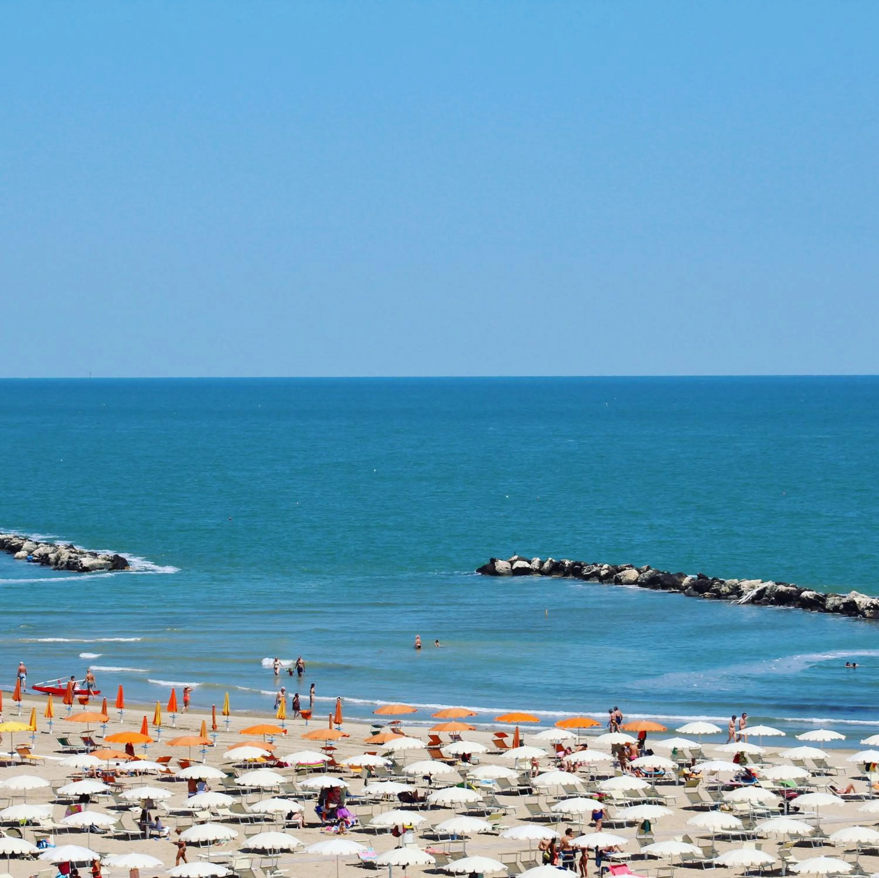 Beach in Hotel Tritone Rimini