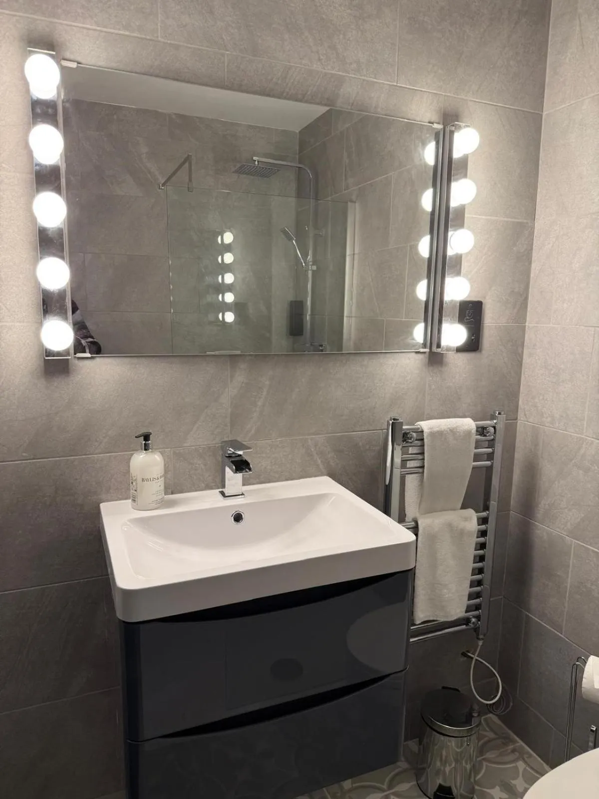 Bathroom in The Jacobean Hotel