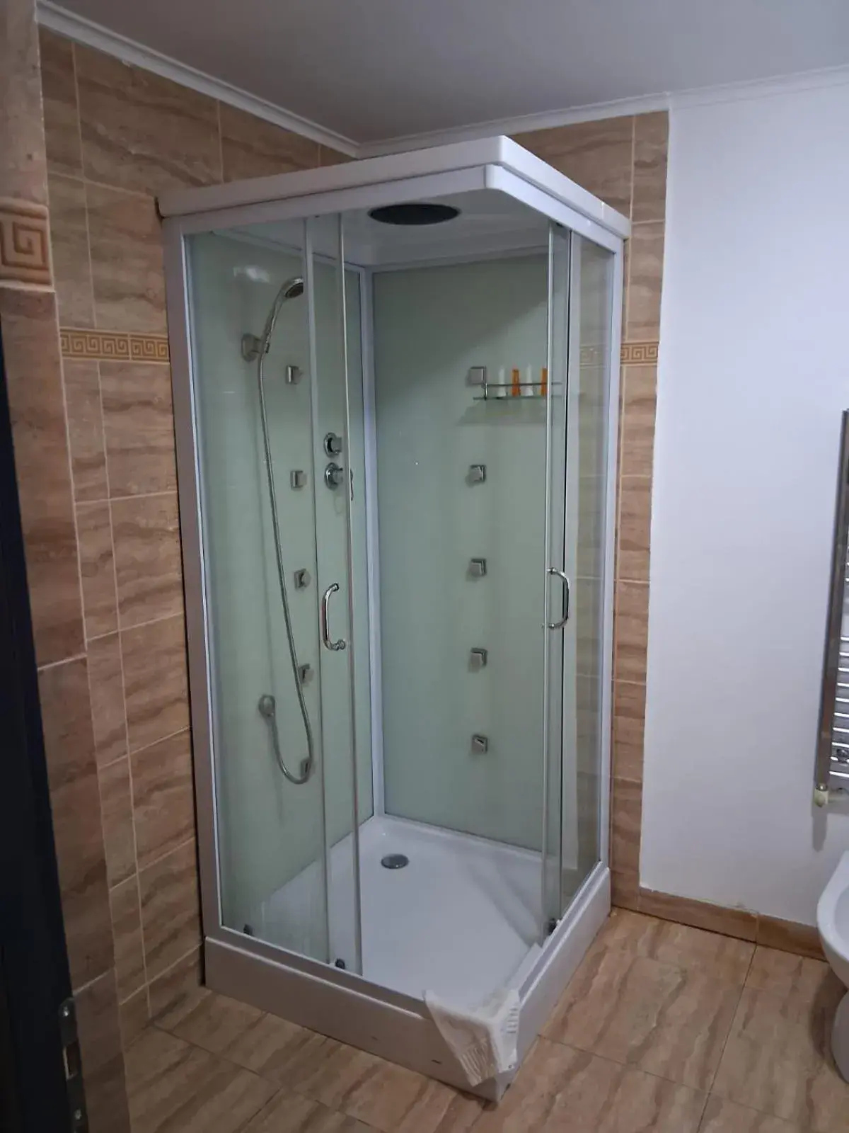 Deluxe Double Room in Hanu lu Mos Opinca Deluxe Double Room in Hanu lu Mos Opinca