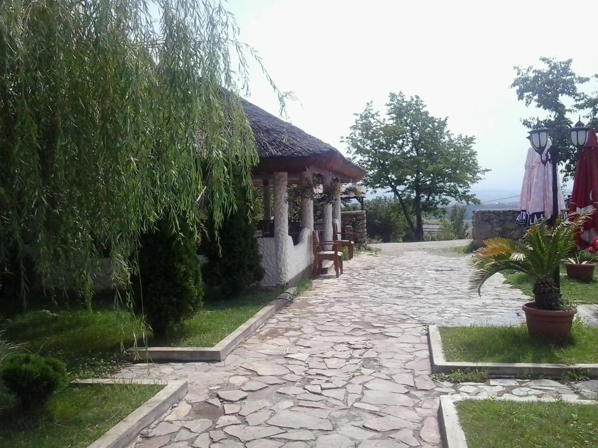 Property building in Hanu lu Mos Opinca