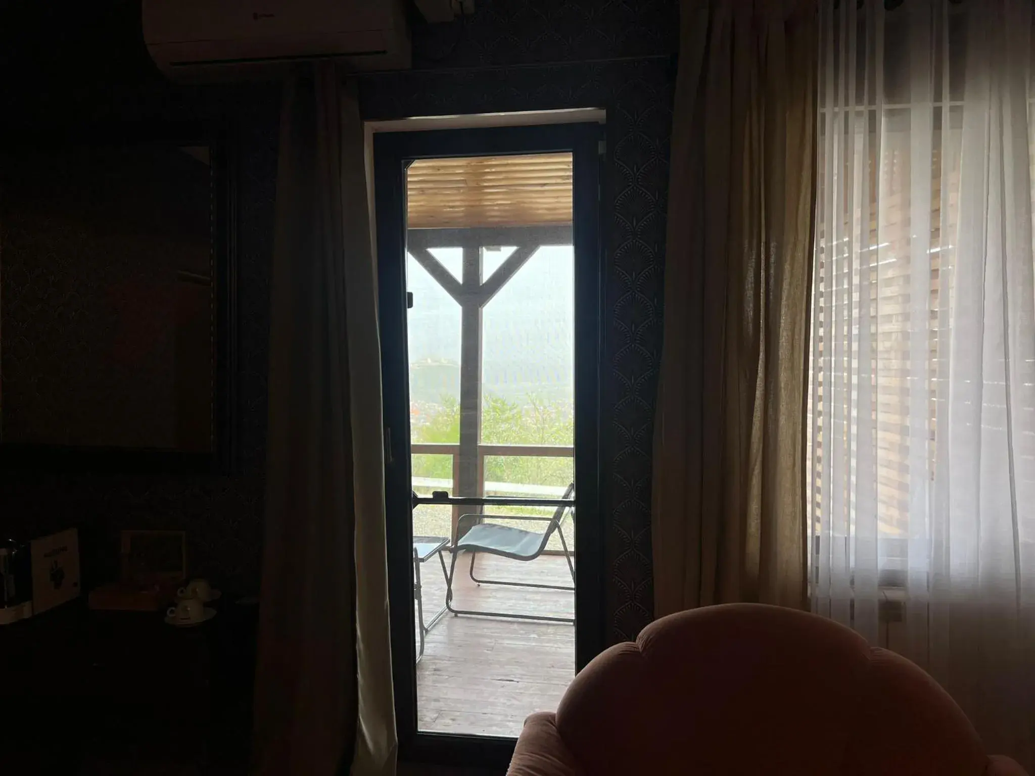 Deluxe Double Room with Castle View in Hanu lu Mos Opinca Deluxe Double Room with Castle View in Hanu lu Mos Opinca