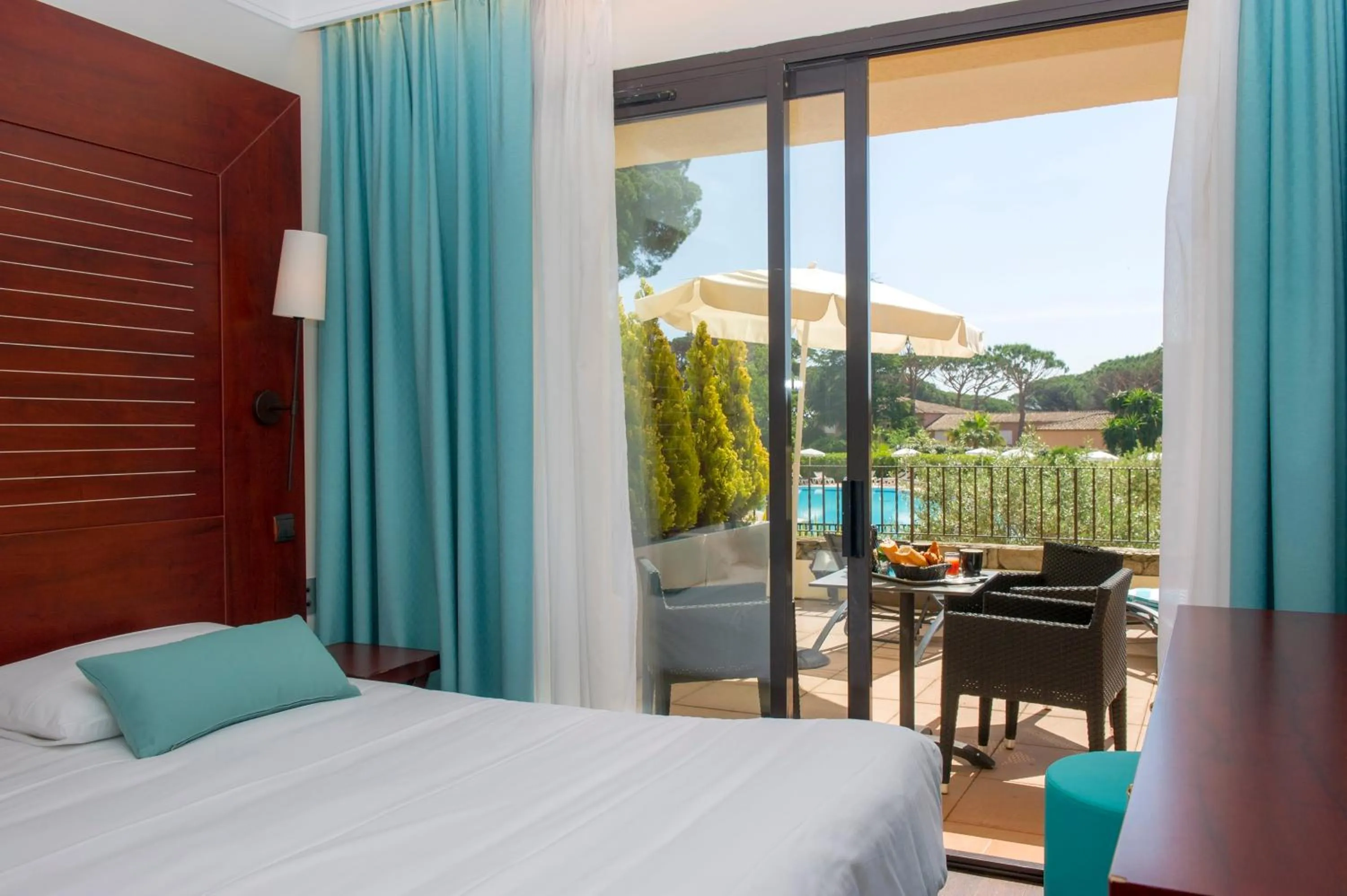 Balcony/Terrace, Bed in Hôtel Les Jardins De Sainte-Maxime