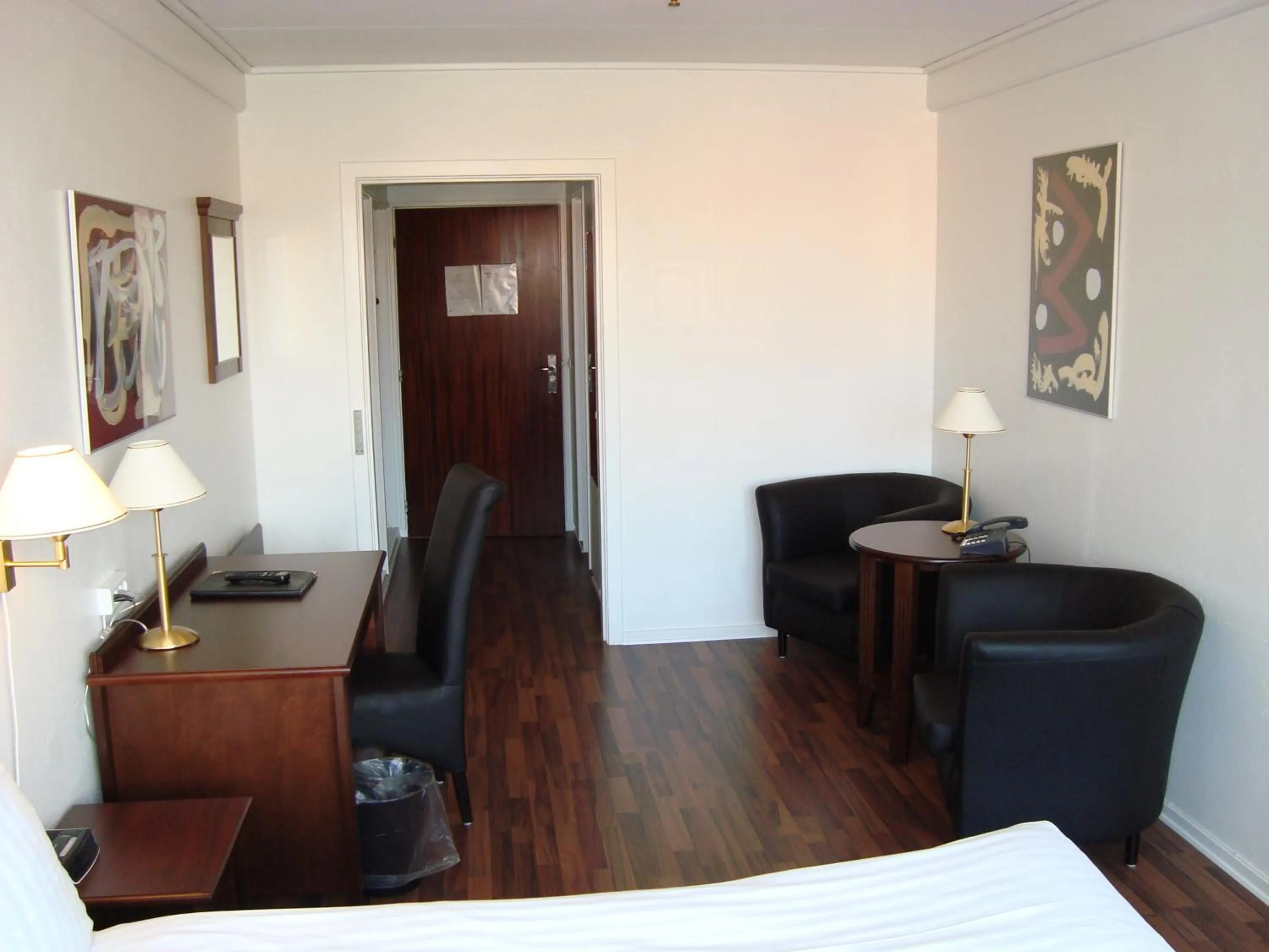 TV and multimedia in Hotel Phønix Hjørring