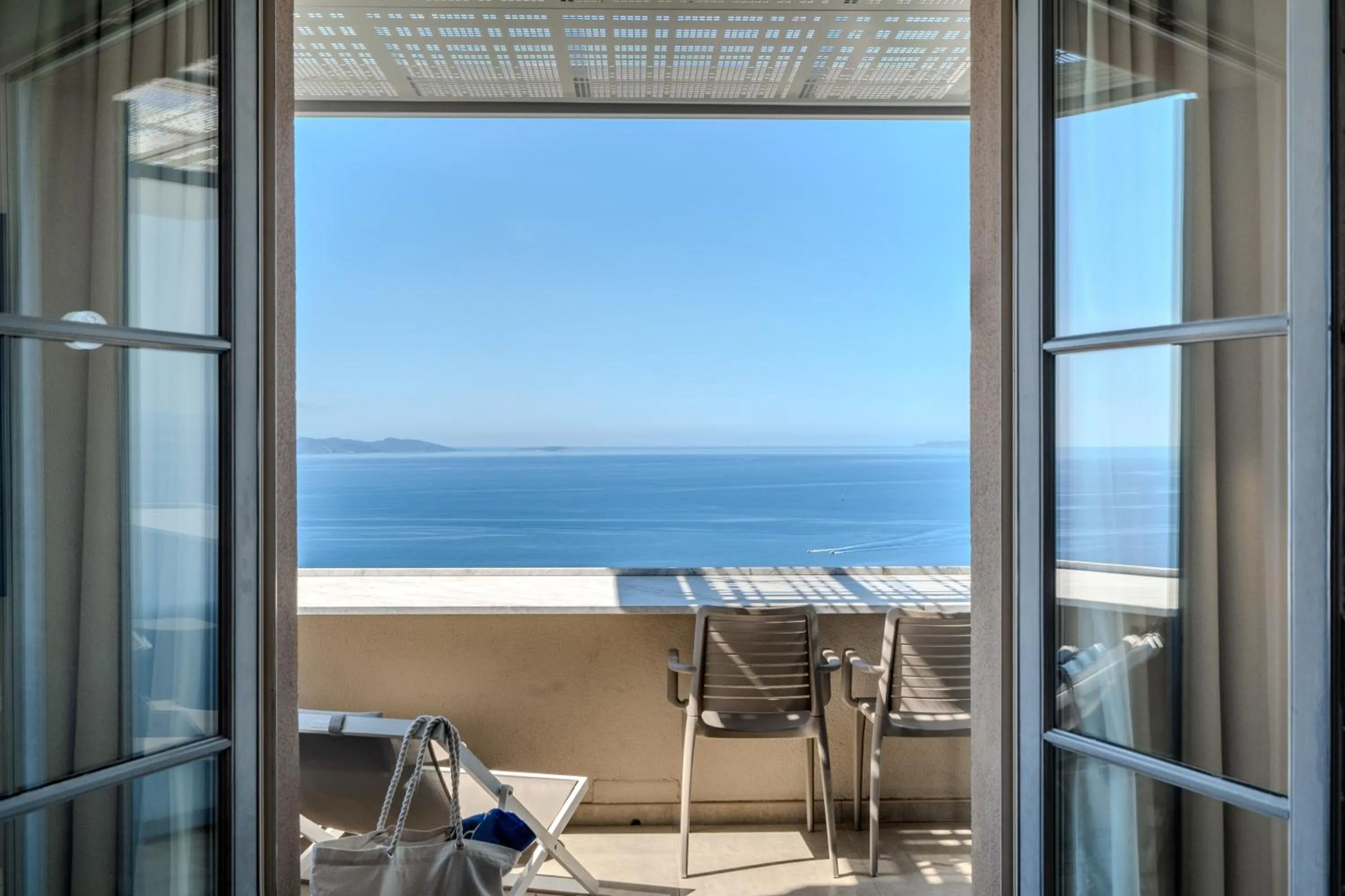 Sea view in Hôtel La Villa Douce