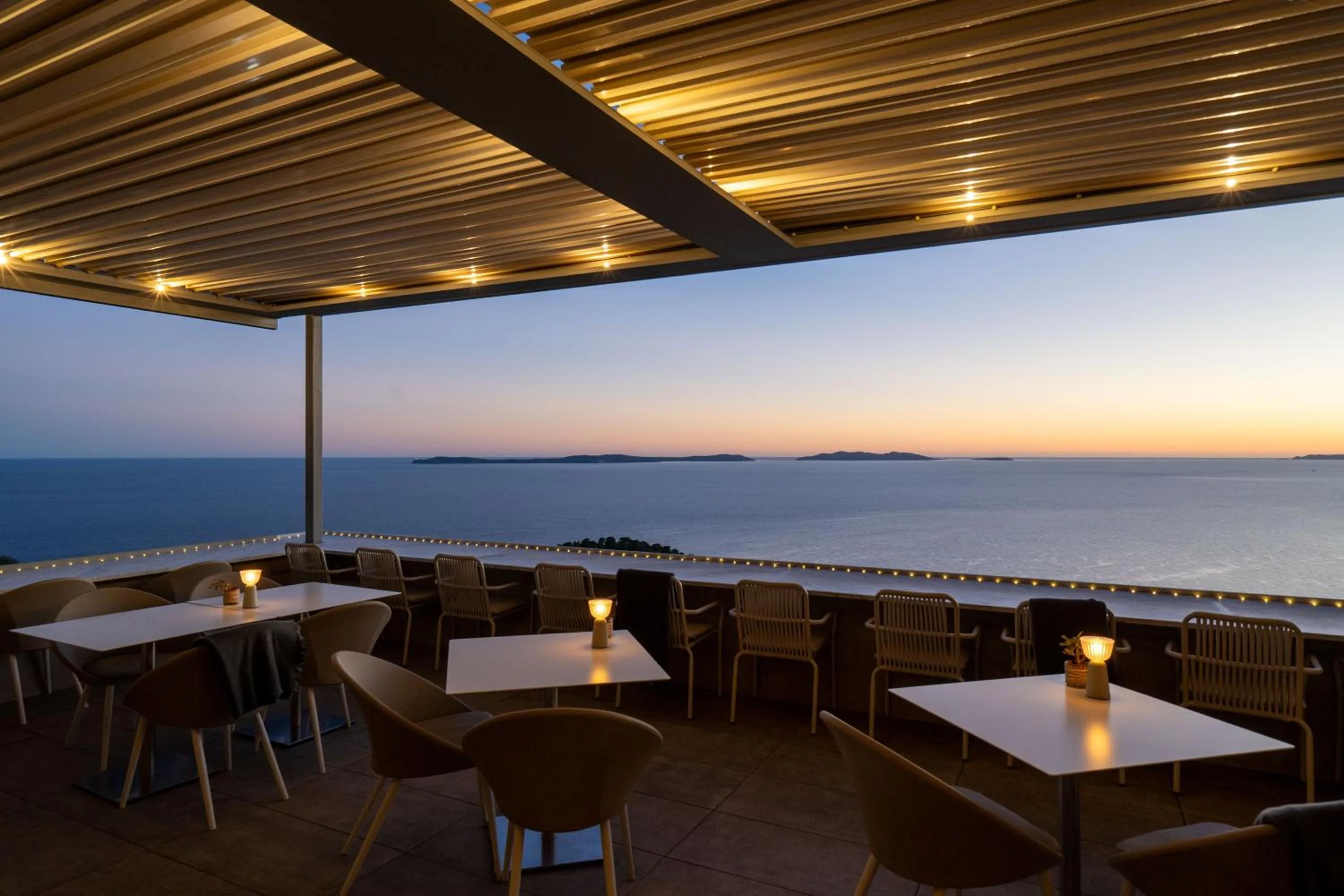 Restaurant/places to eat in Hôtel La Villa Douce