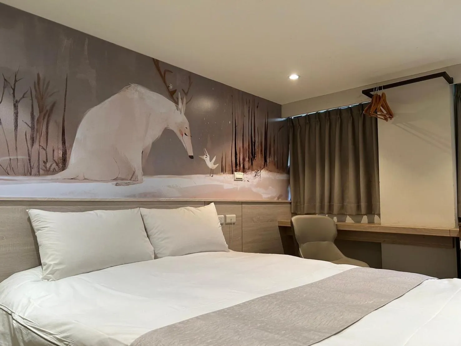 On site, Bed in Dazz Inn