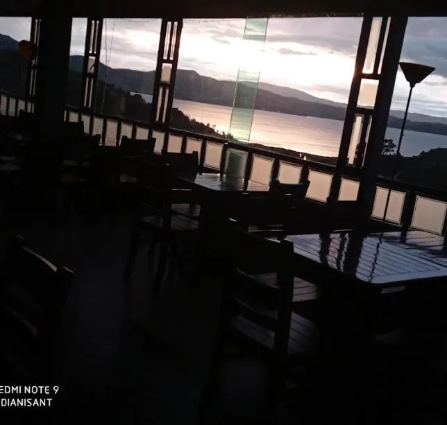 Refugio Turistico & Restaurante Dylam