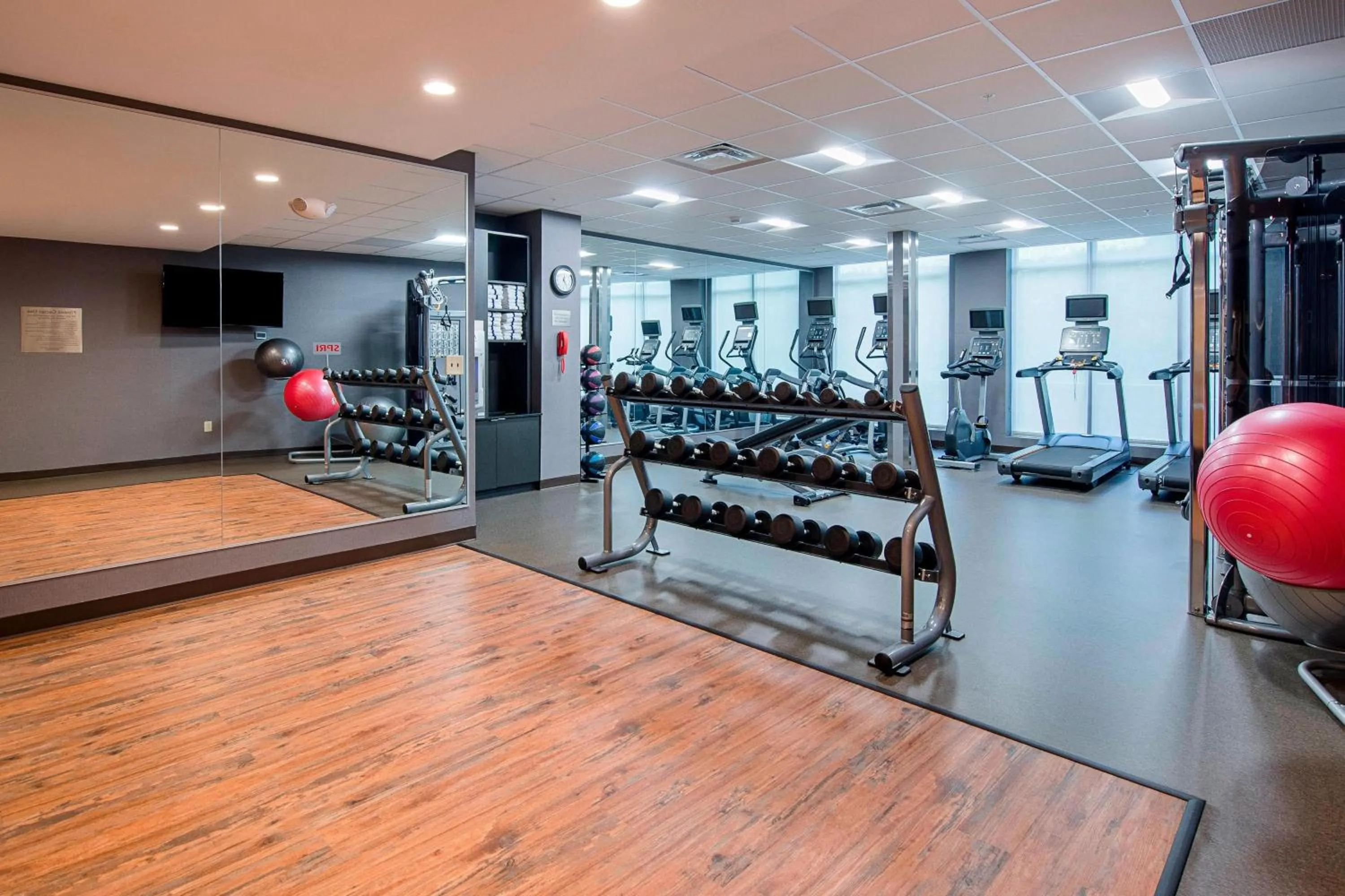 Fitness centre/facilities in Fairfield Inn & Suites by Marriott Abingdon